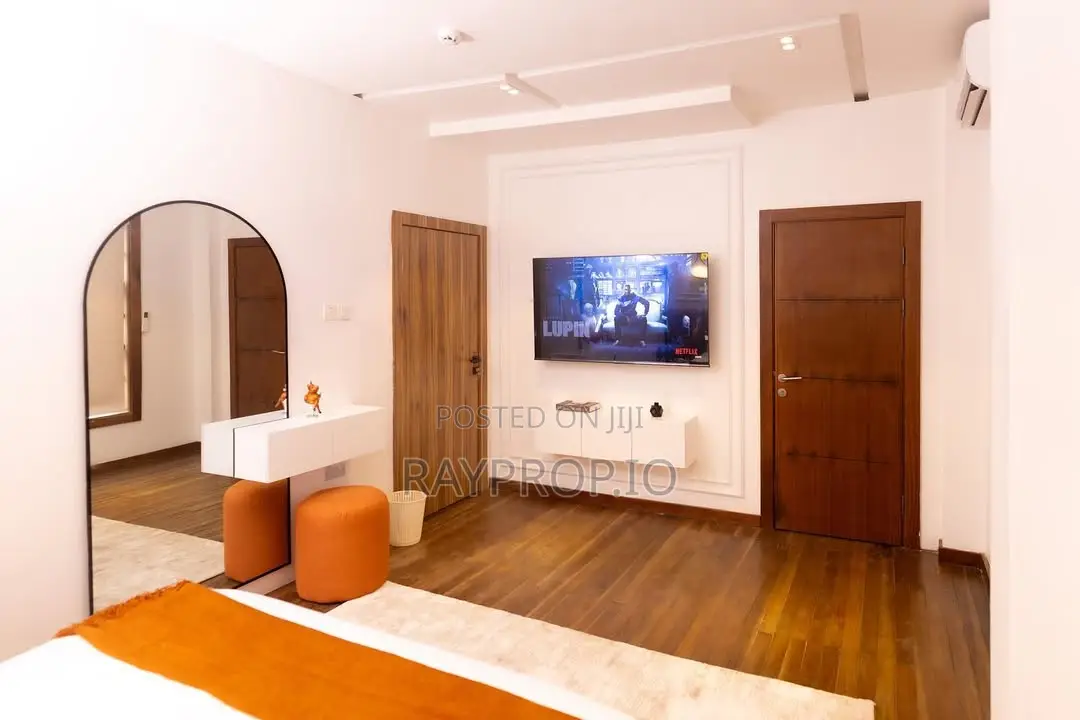 053930vl - 2 Bedroom Shortlet in Lekki Phase 1