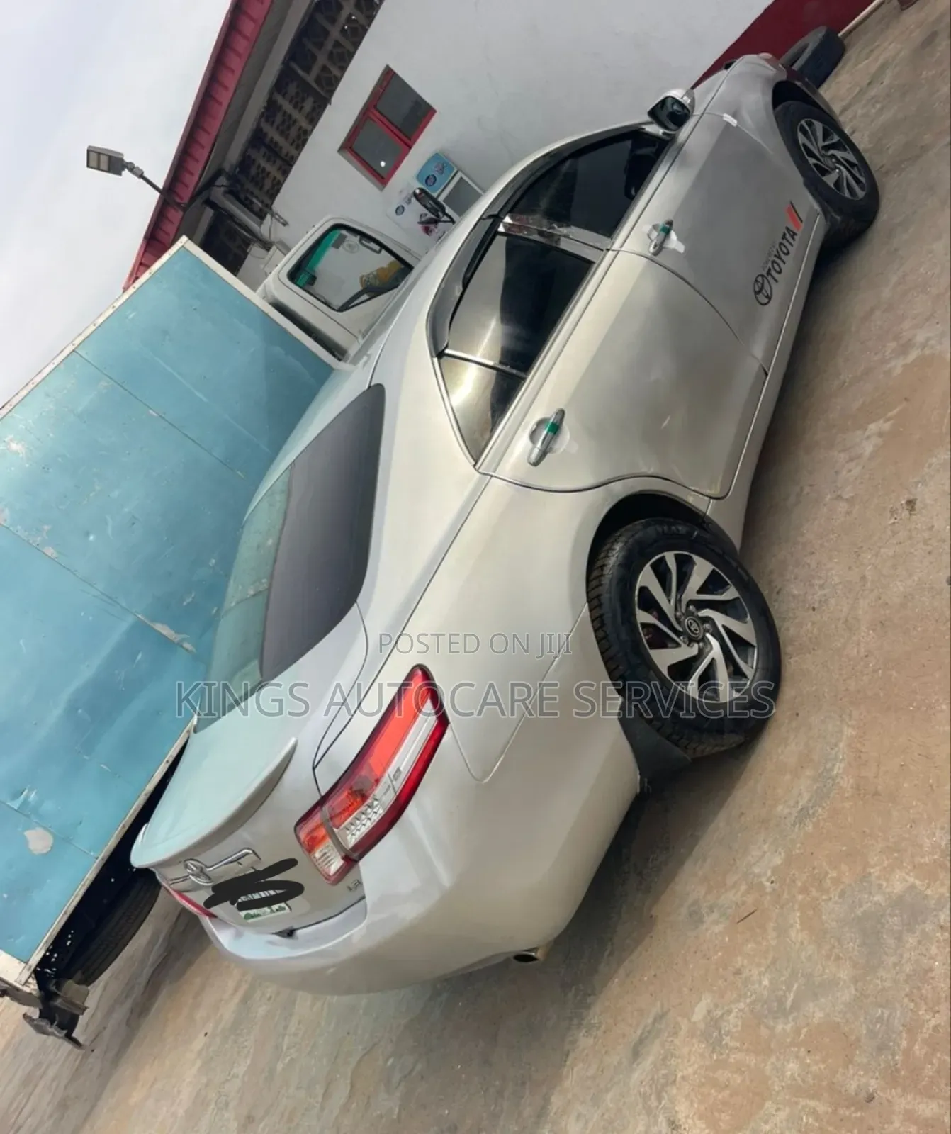 Toyota Camry LE 4dr Sedan (2.4L 4cyl 5A) 2008 Silver