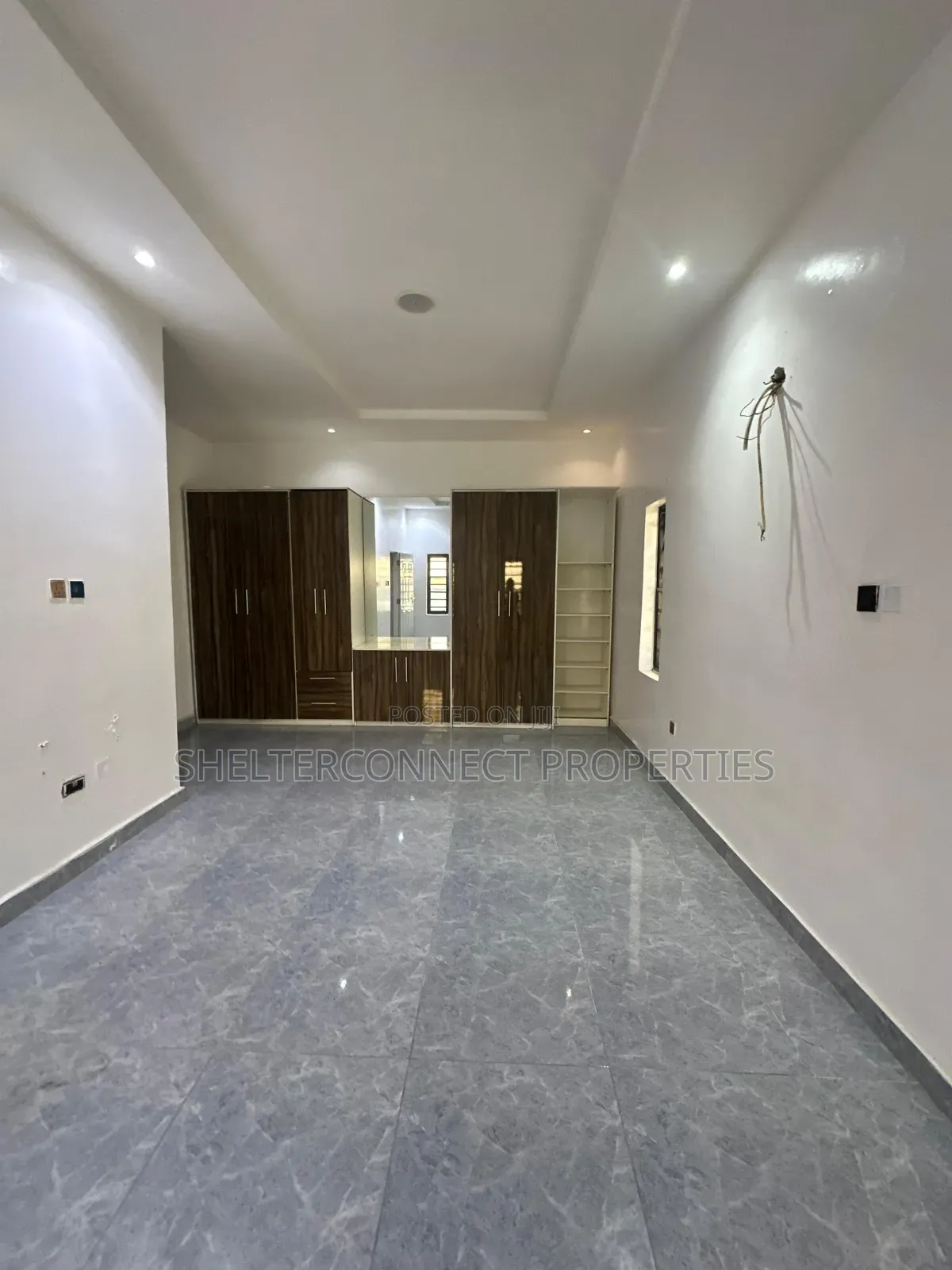 4bdrm Duplex in Off Lekki-Epe Expressway for rent