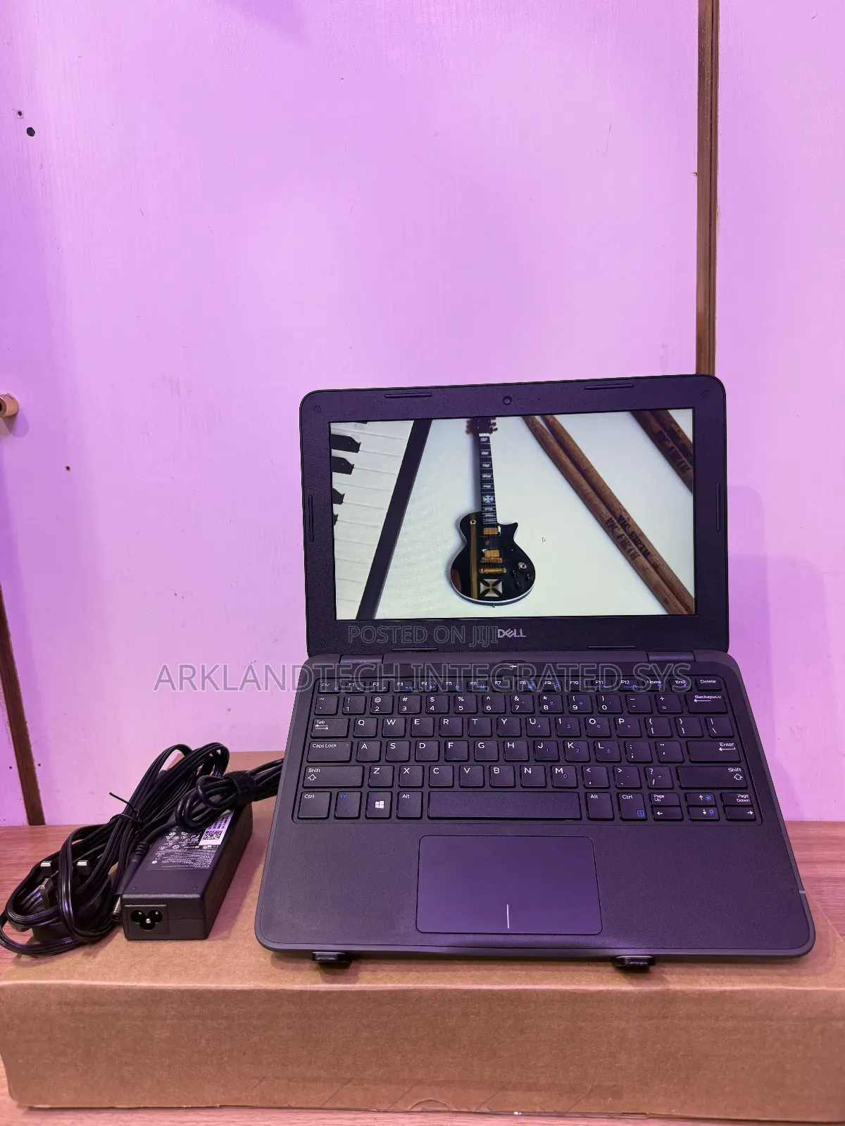 New Laptop Dell Latitude 12 7275 4GB Intel Celeron SSD 60GB