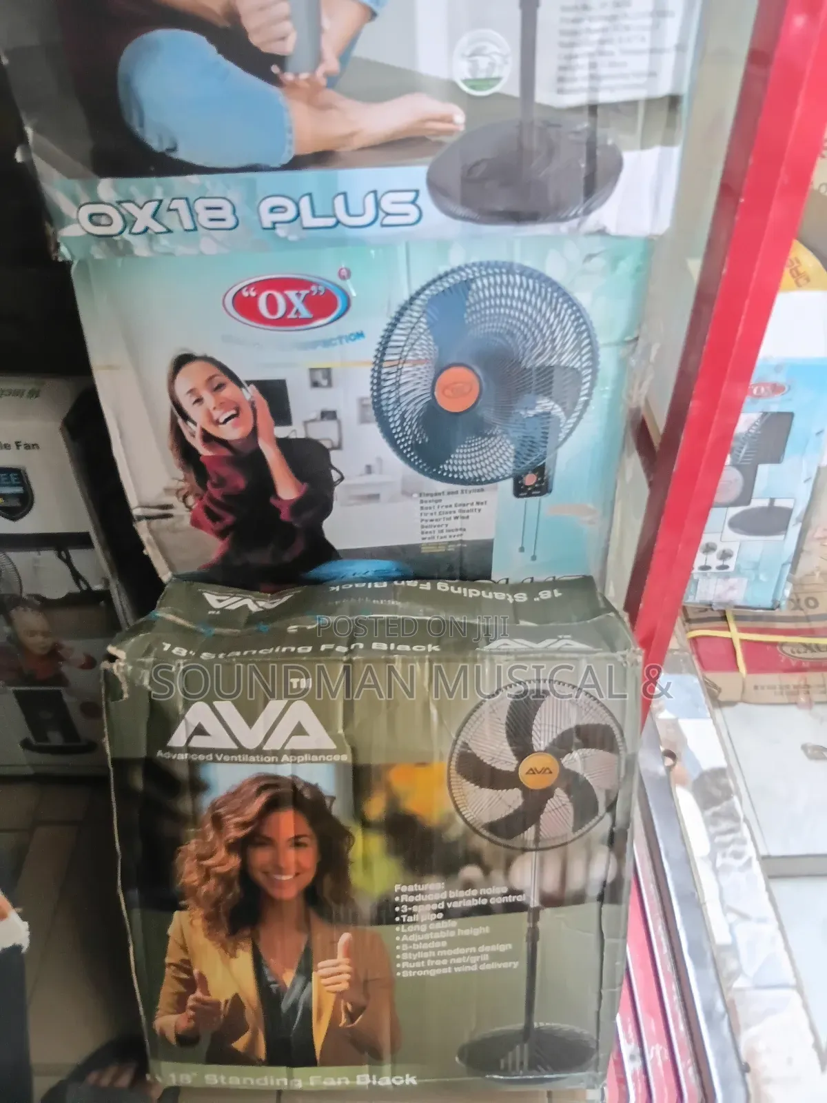 Ava 18" Standing Fan Black