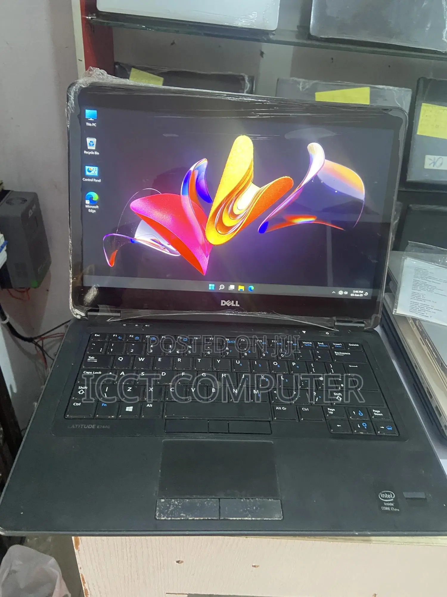 New Laptop Dell 8GB Intel Core i7 HDD+SSD 500GB