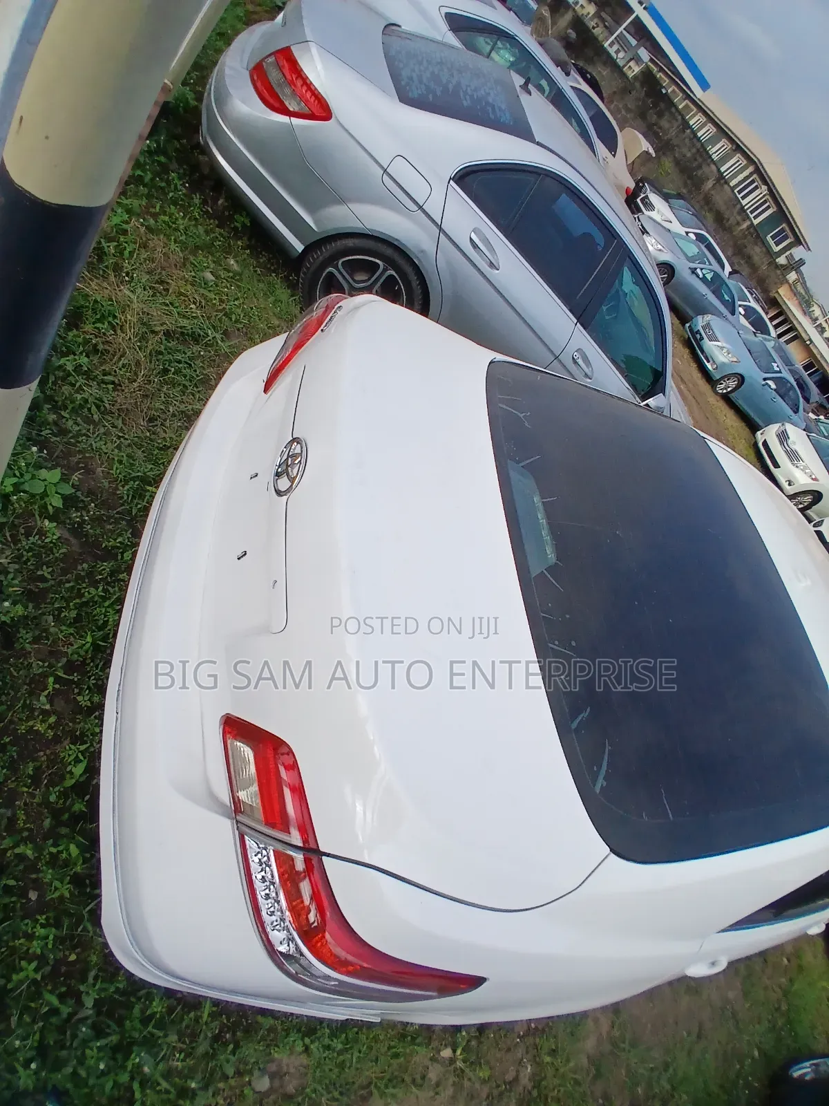 Toyota Camry LE 4dr Sedan (2.4L 4cyl 5A) 2009 White