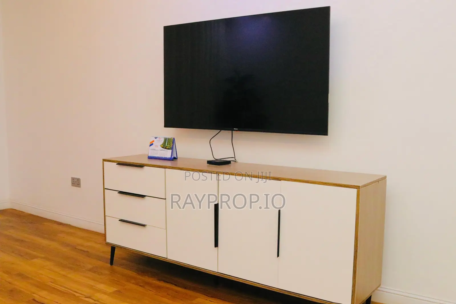 107431kw - 1 Bedroom Shortlet in Wuse 2 Abuja