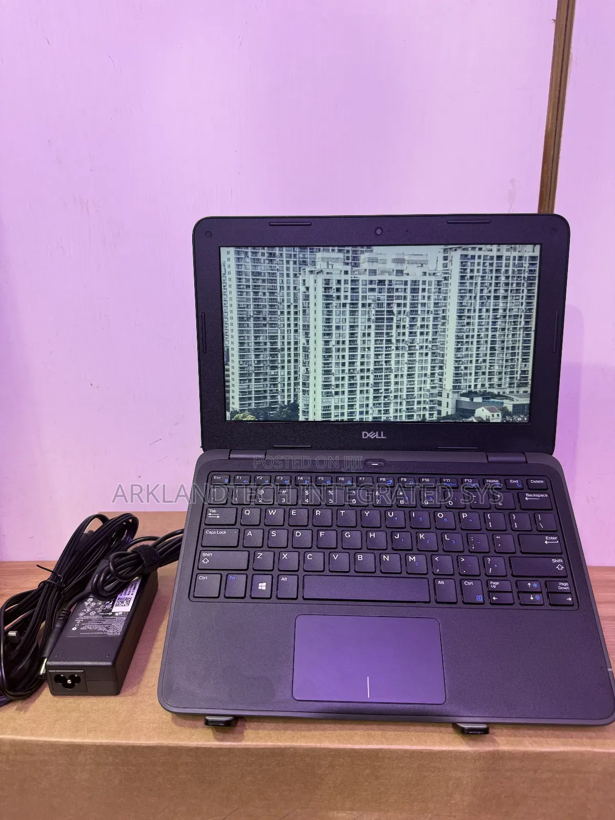 New Laptop Dell Latitude 12 E7270 4GB Intel Celeron SSD 60GB