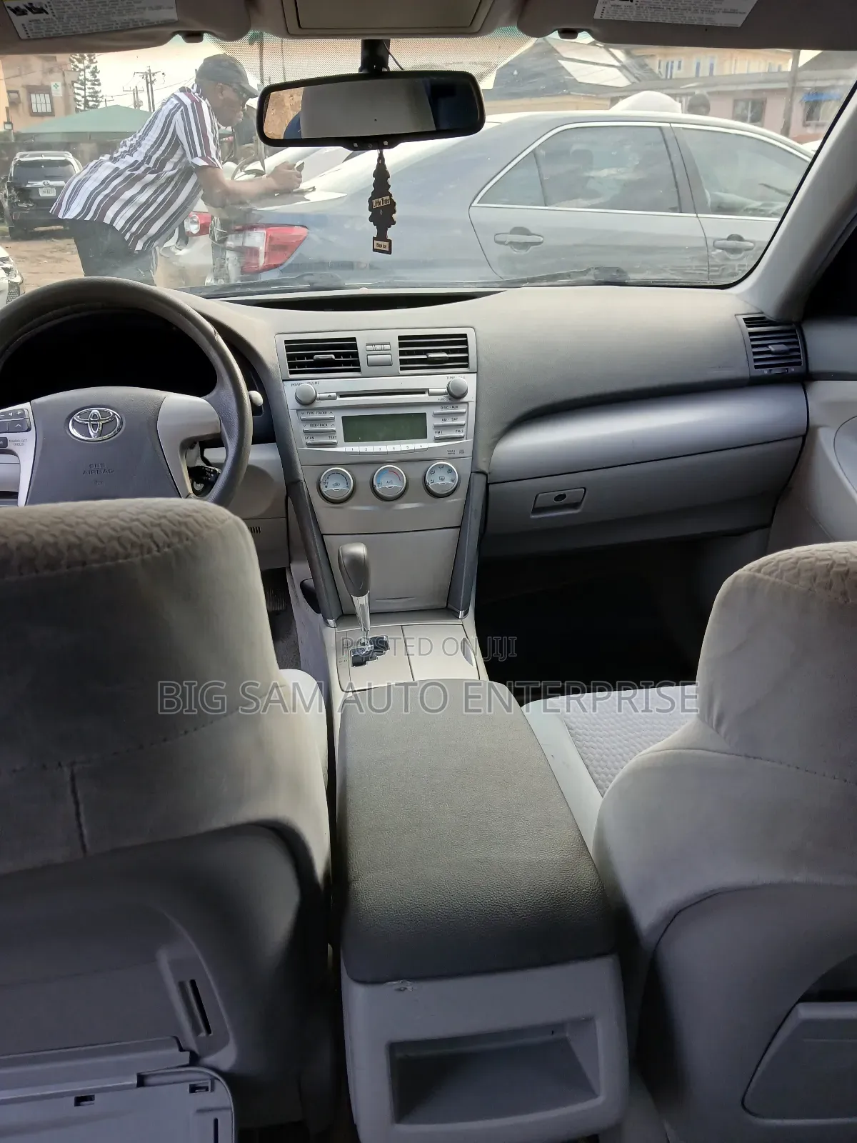 Toyota Camry XLE 4dr Sedan (2.4L 4cyl 5A) 2009 Black