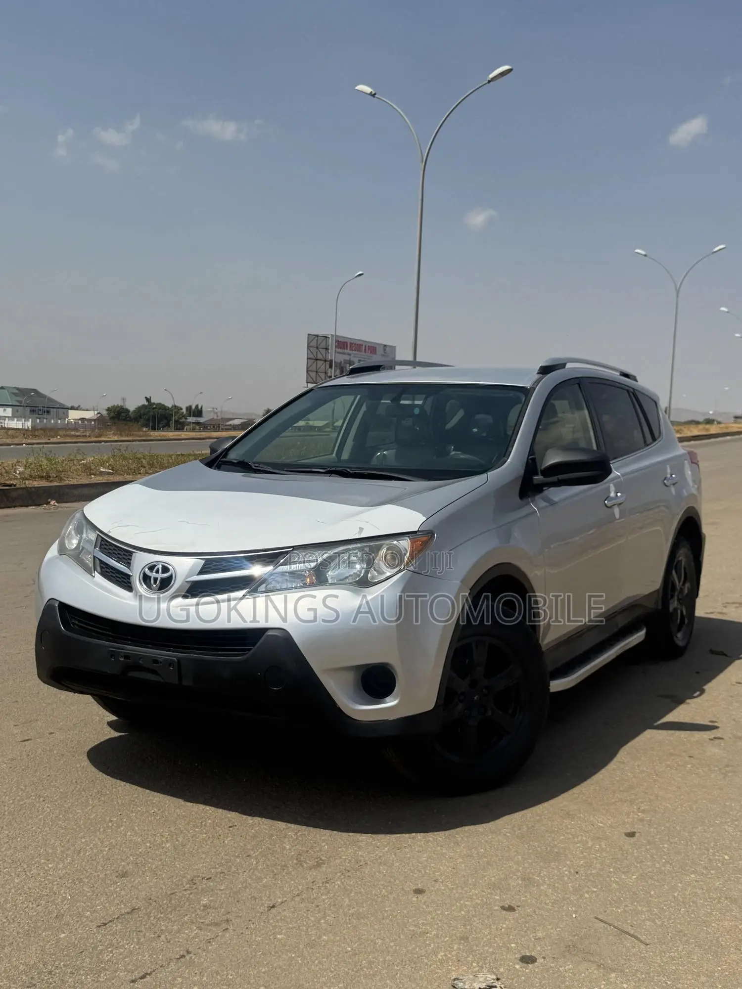 Toyota RAV4 LE 4dr SUV (2.5L 4cyl 6A) 2014 Silver