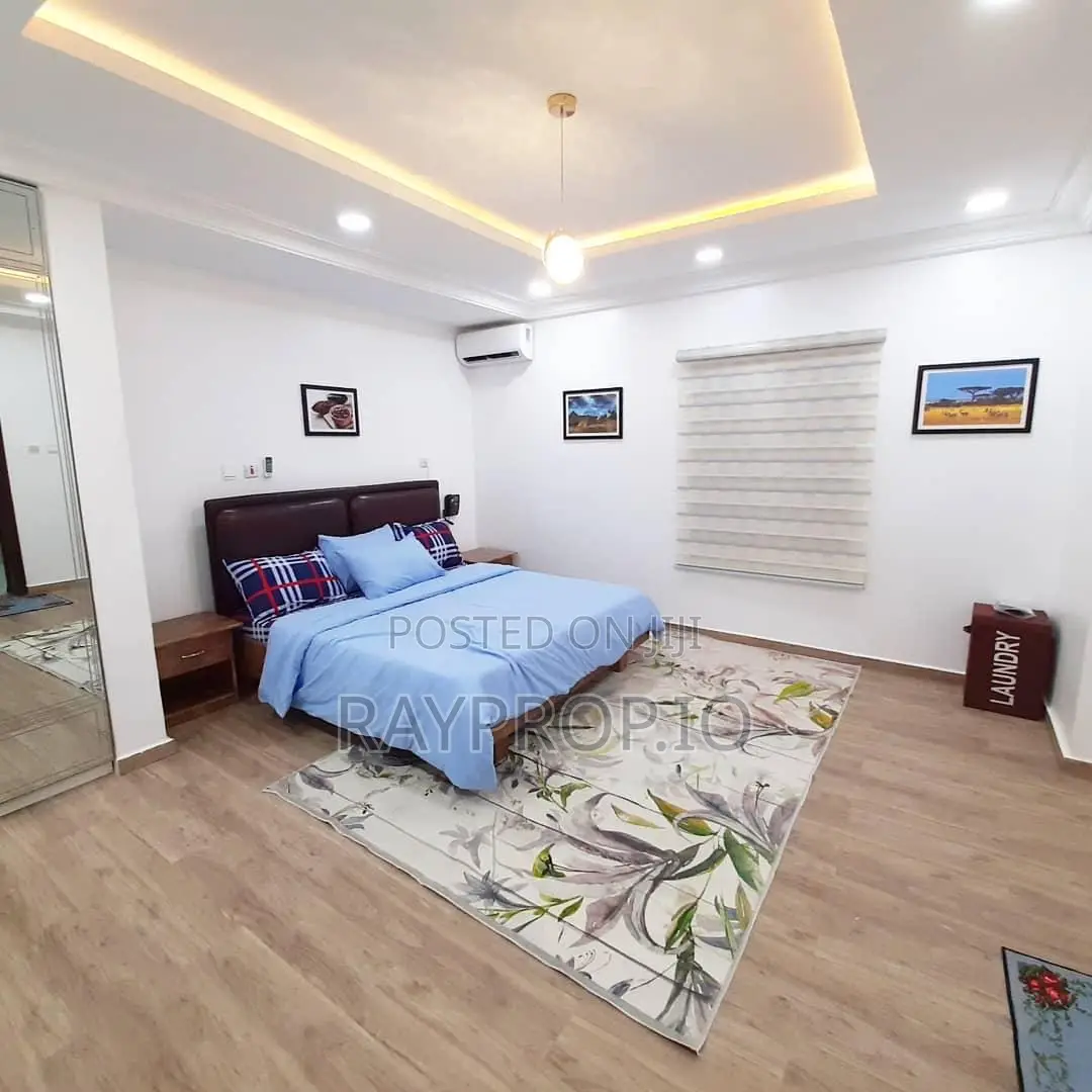 119155iq - 1 Bedrooom Shortlet in Wuse 2 Abuja