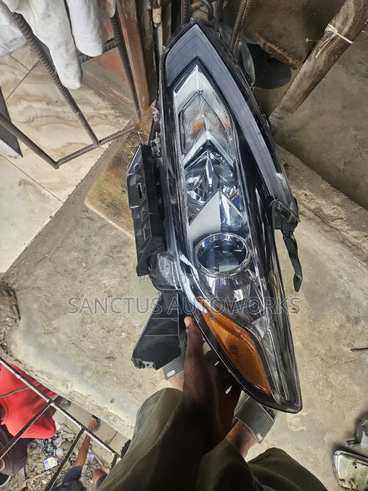 Headlight Nissan Altima 2018 Left Side