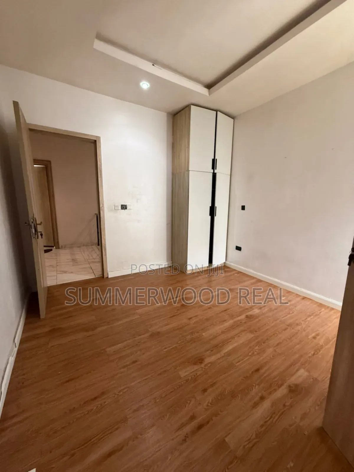 1bdrm Shared Apartment in Royal Pine Estate, Lekki Phase 2 for rent