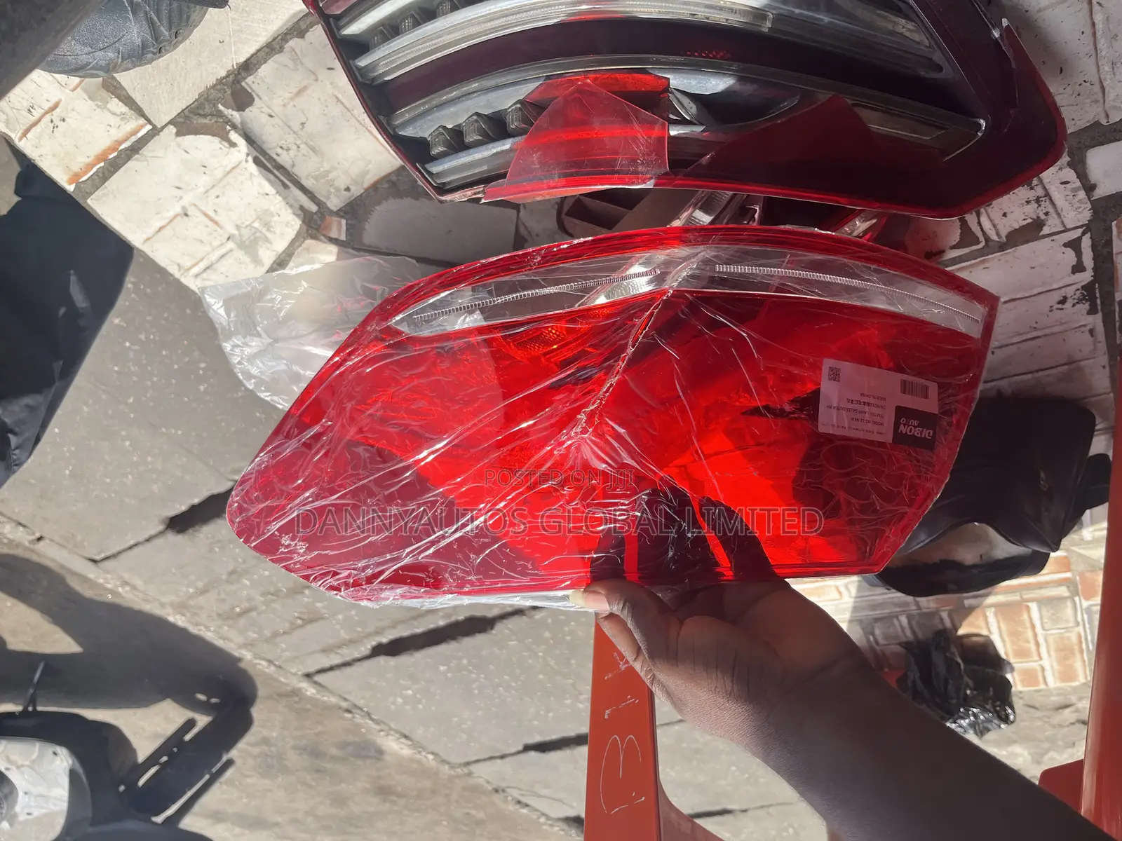 Taillight Cover for E350 W212