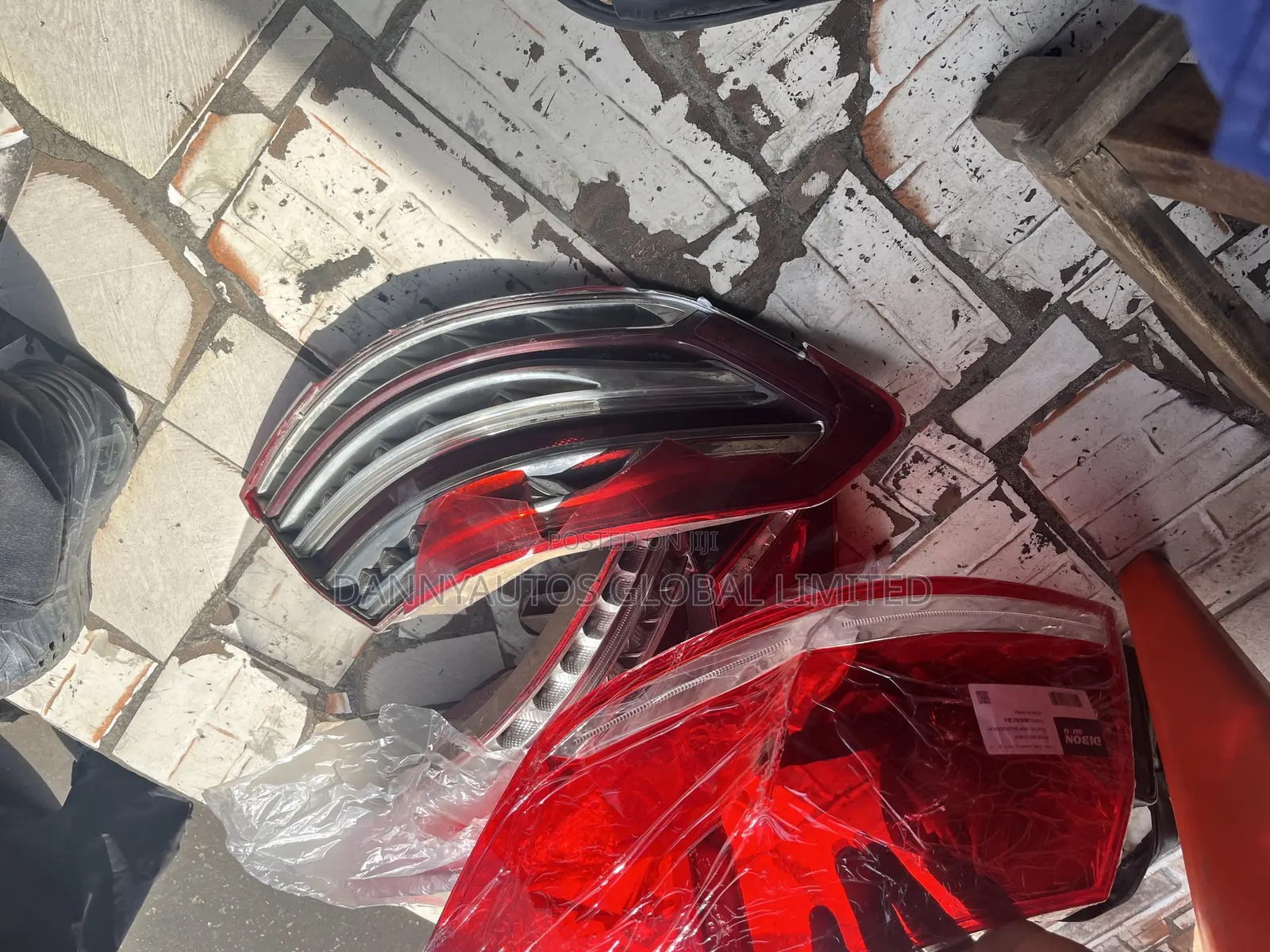 Taillight Cover for E350 W212