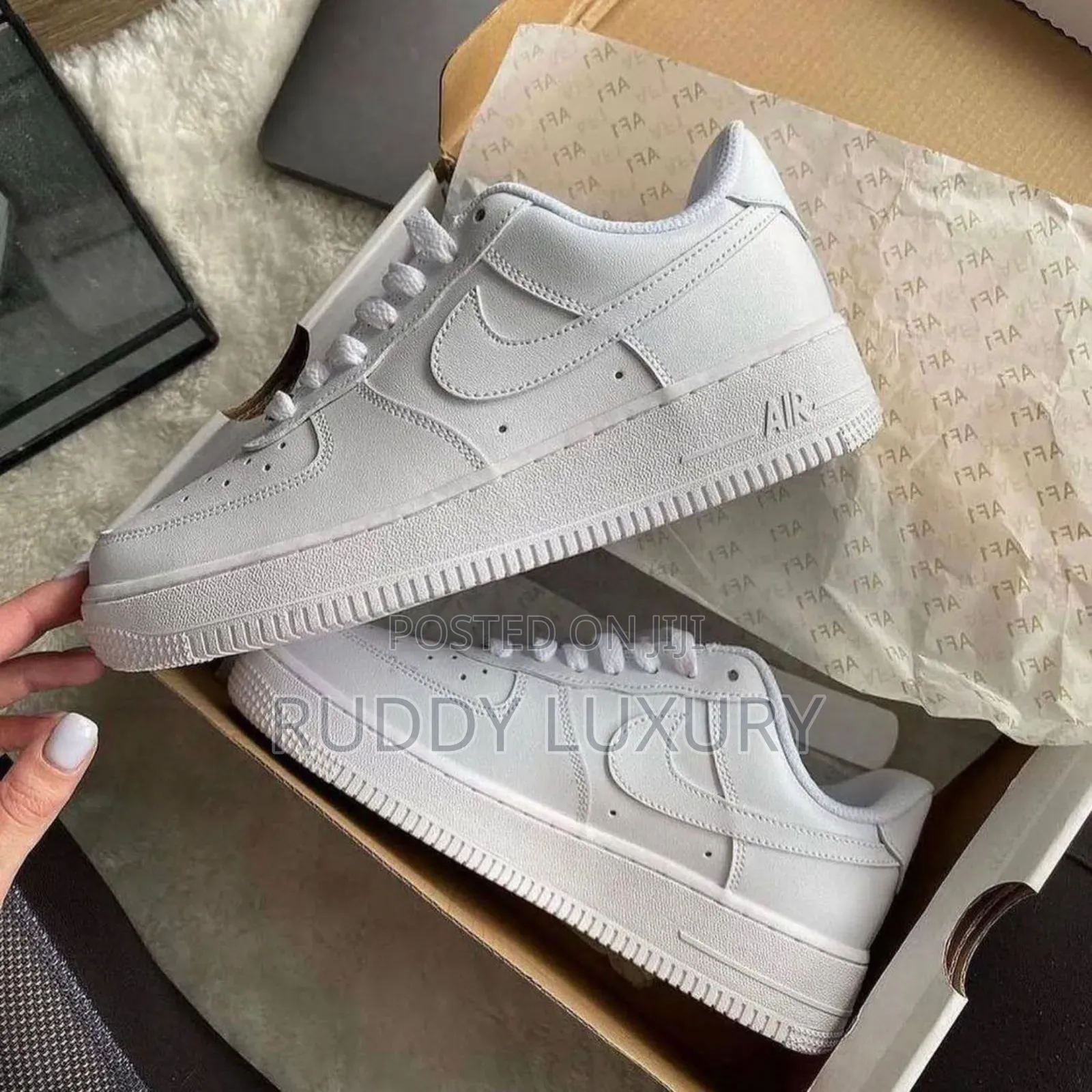 Nike Air Force 1 Triple Black