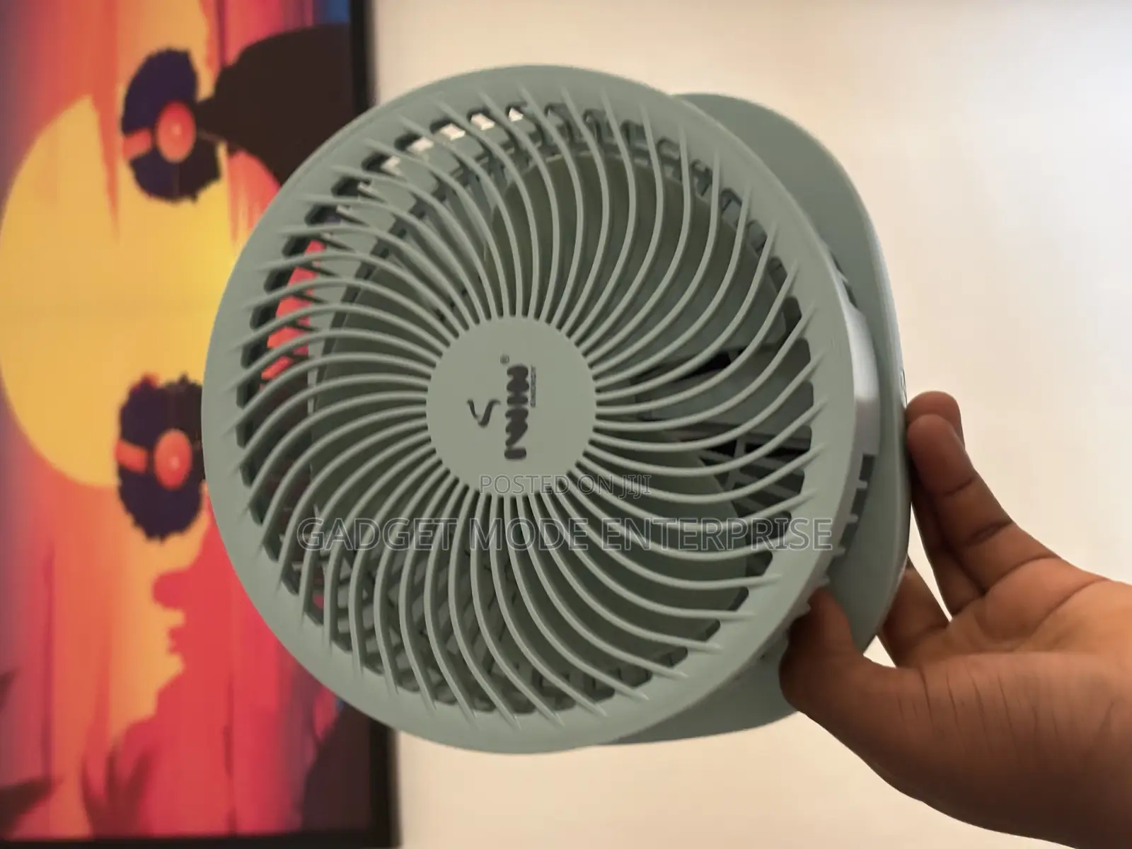 Iwin Eco U Multifunctional Rechargeable Telescopic Fan