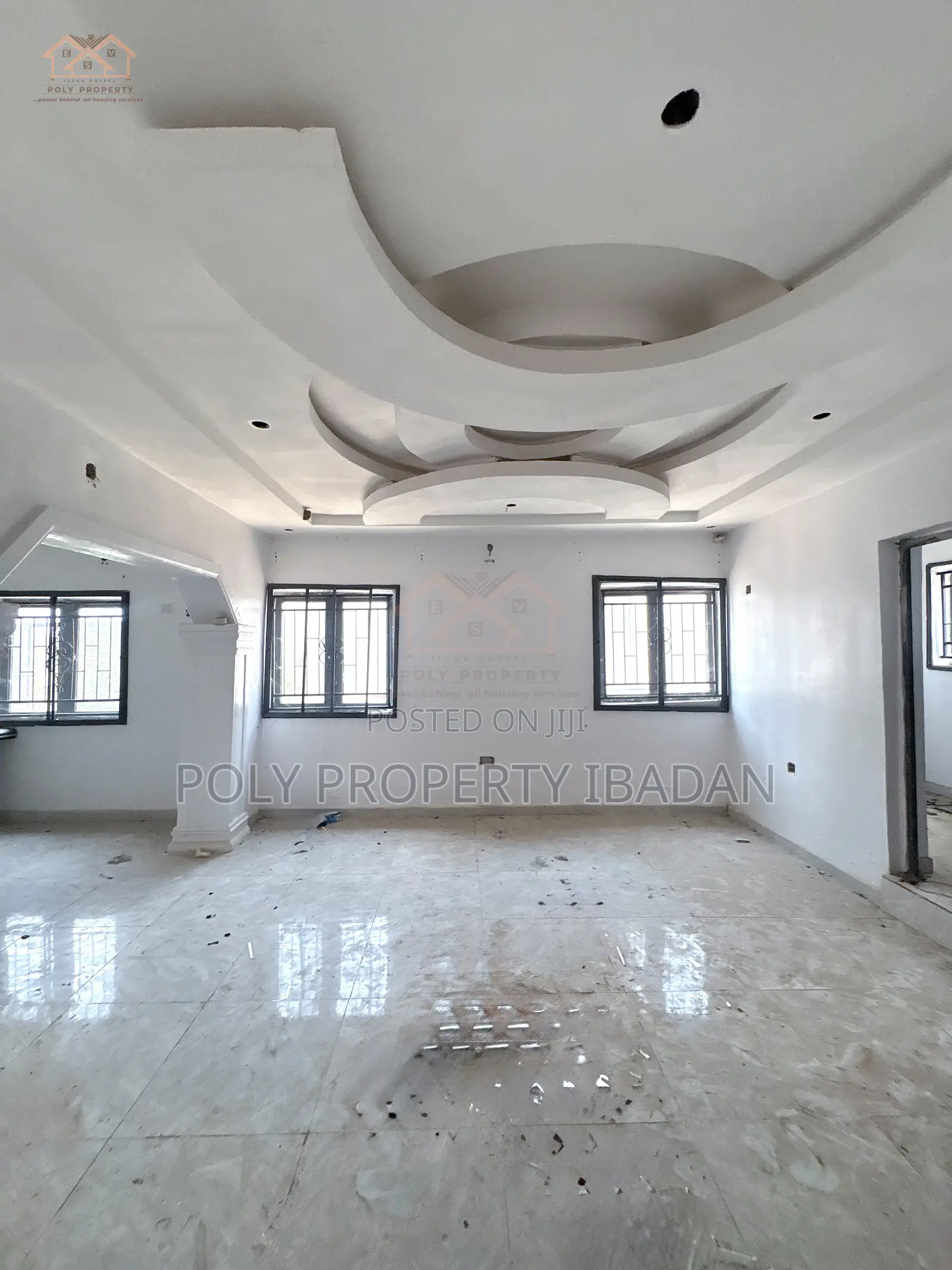 3bdrm Bungalow in Akala Express, Ibadan for sale
