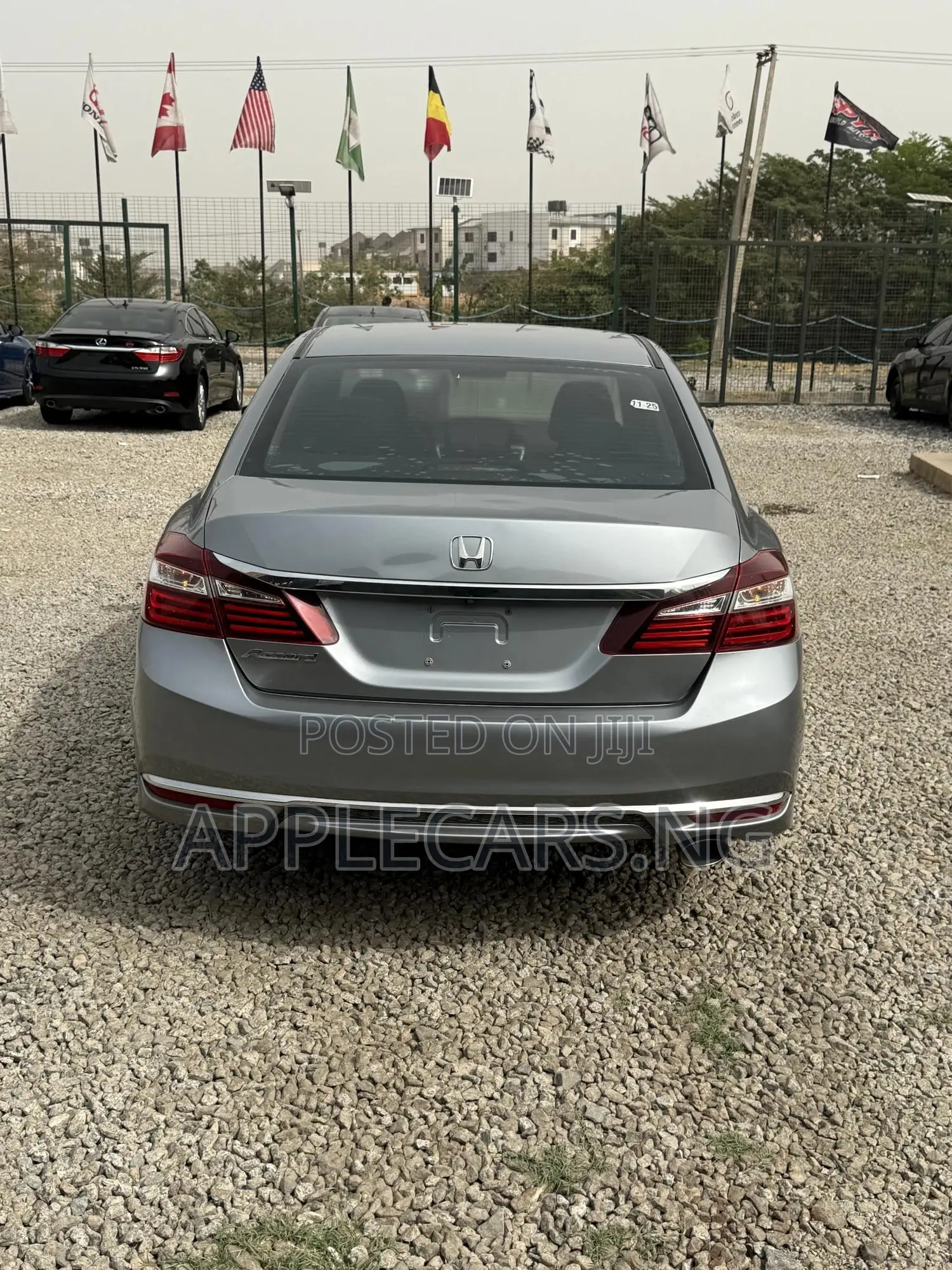 Honda Accord EX 4dr Sedan FWD (2.4L 4cyl 2A) 2017 Gray