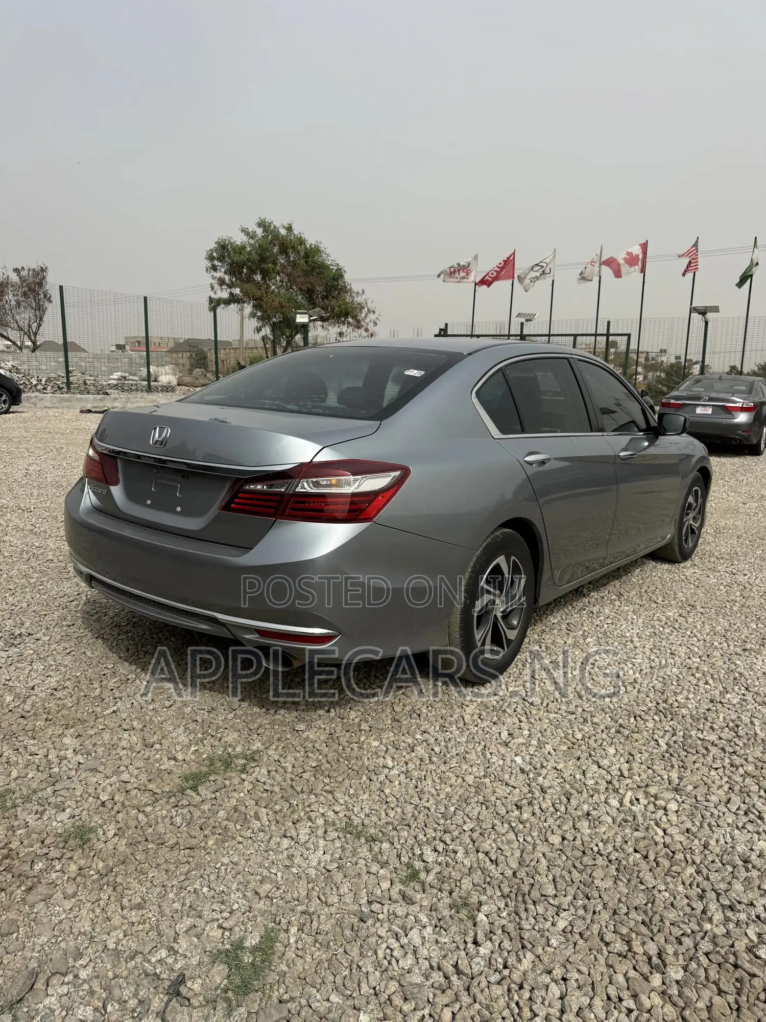 Honda Accord EX 4dr Sedan FWD (2.4L 4cyl 2A) 2017 Gray
