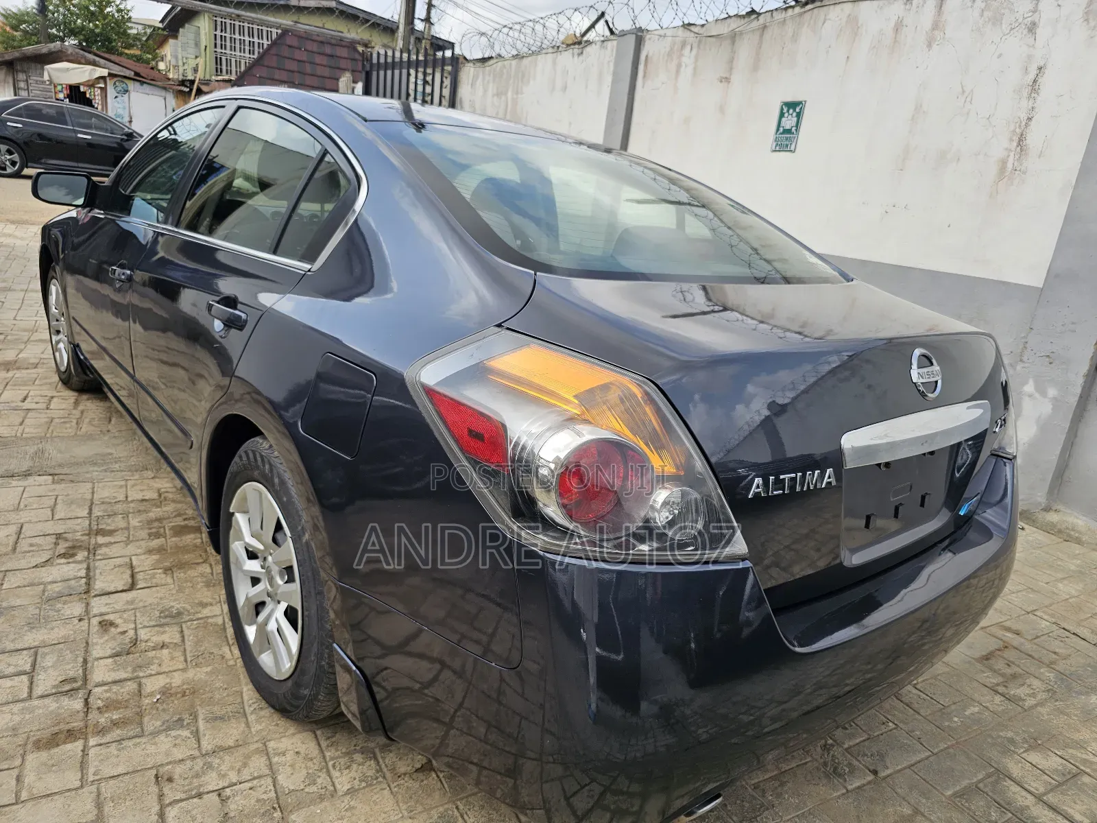 Nissan Altima 3.5 SR Sedan 2011 Black