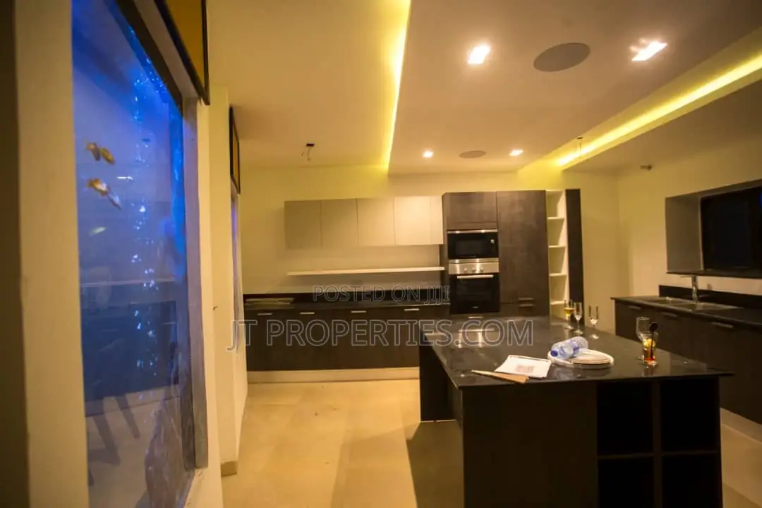 Luxury 4bedroom Duplex Mbora Citec