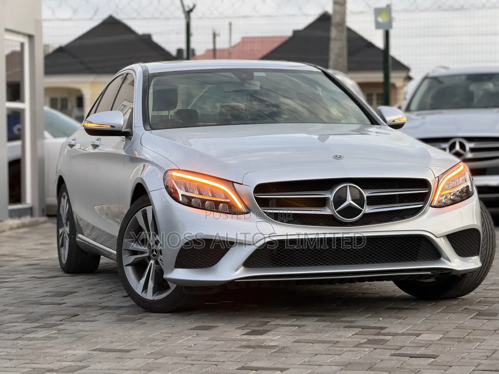 Mercedes-Benz C300 2020 Silver