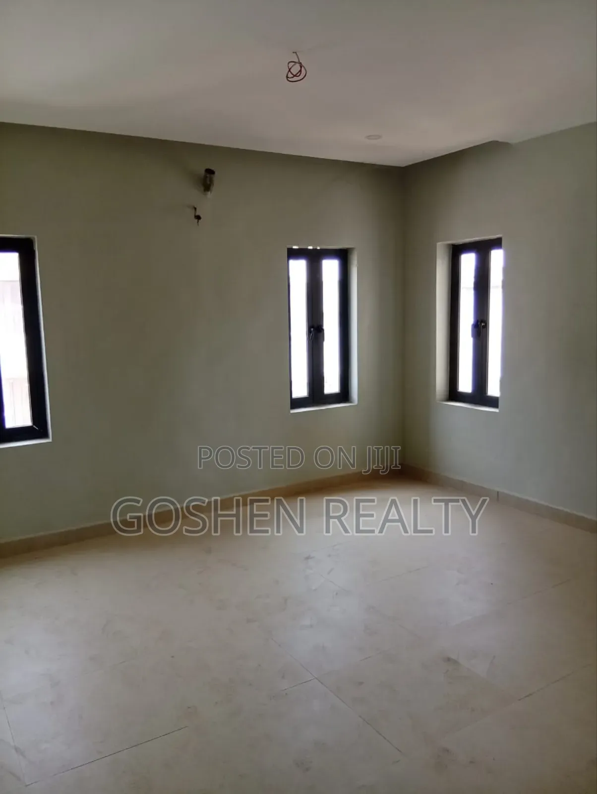 3bdrm Block of Flats in F01 Kubwa for rent