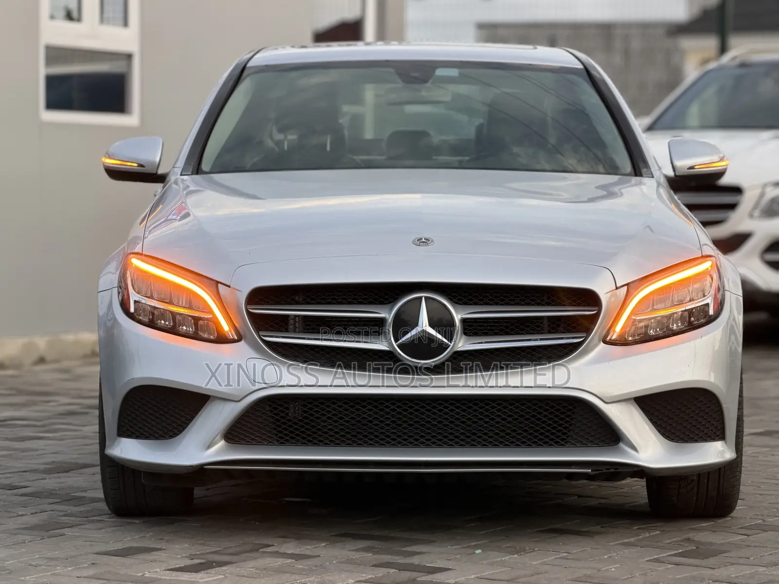 Mercedes-Benz C300 2020 Silver