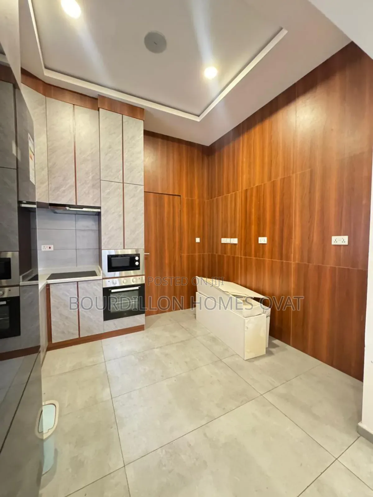 4bdrm Duplex in Lekki Phase 1 for rent