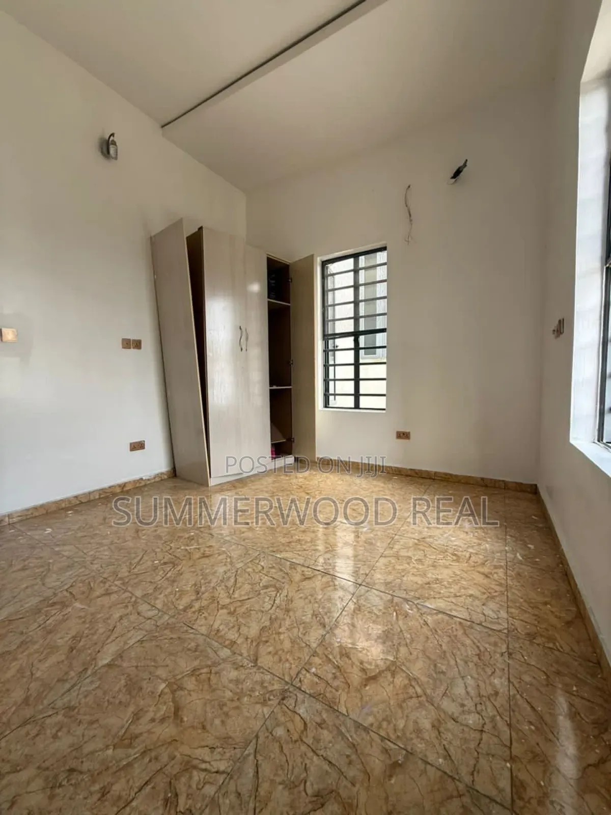 1bdrm Shared Apartment in Lekki Phase 2 for rent
