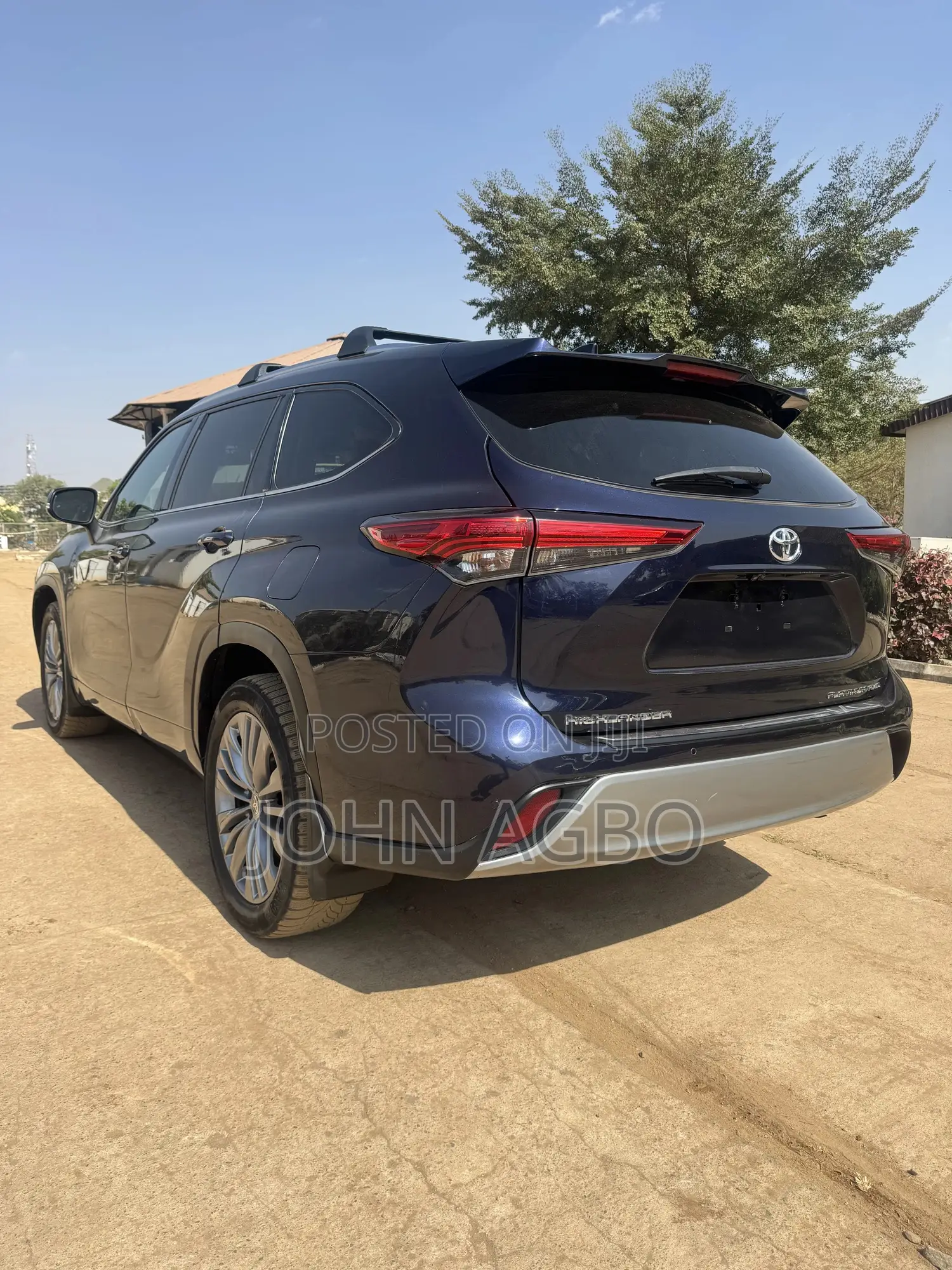 Toyota Highlander Platinum 2022 Blue
