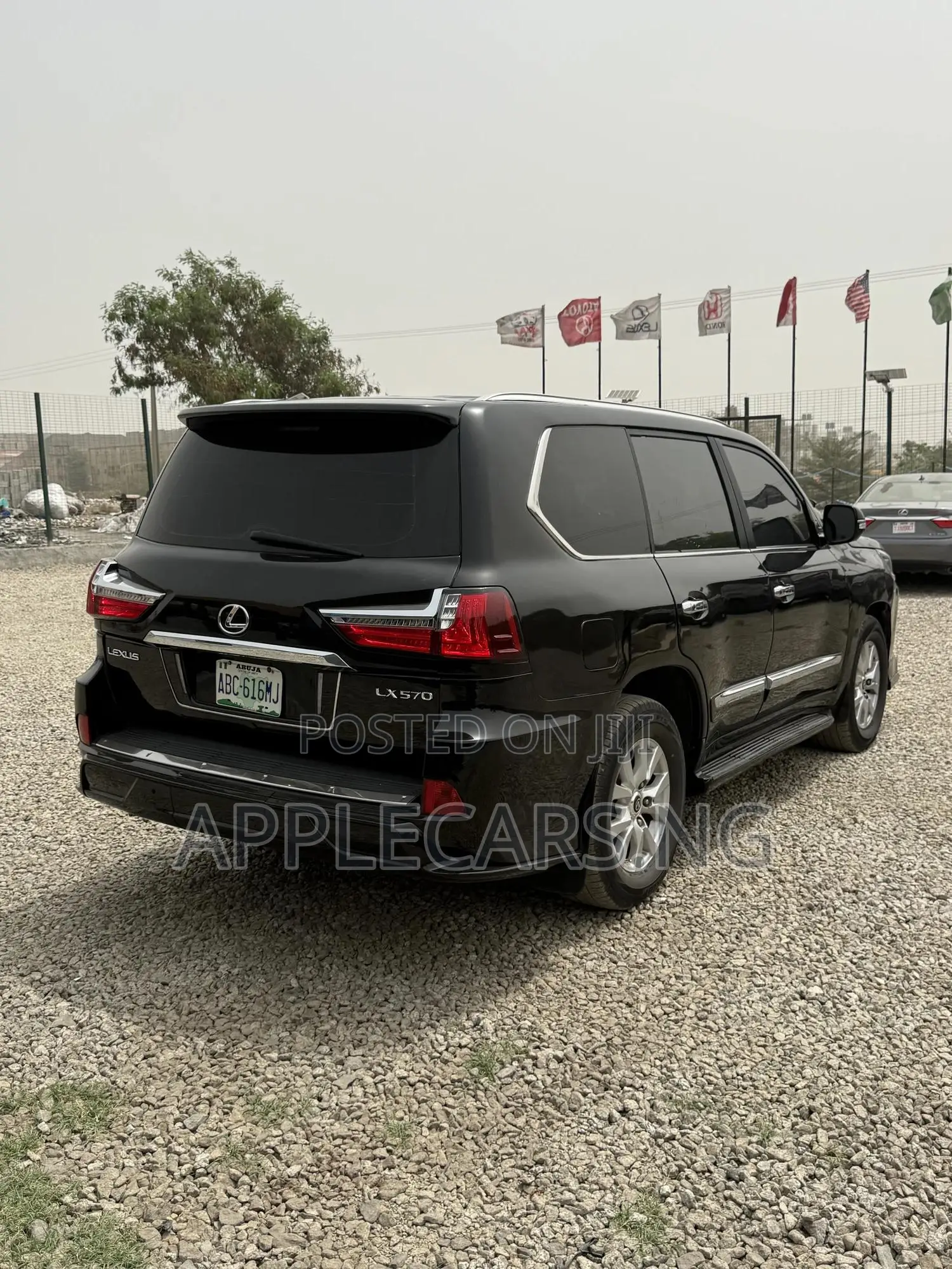 Lexus LX 570 2012 Black