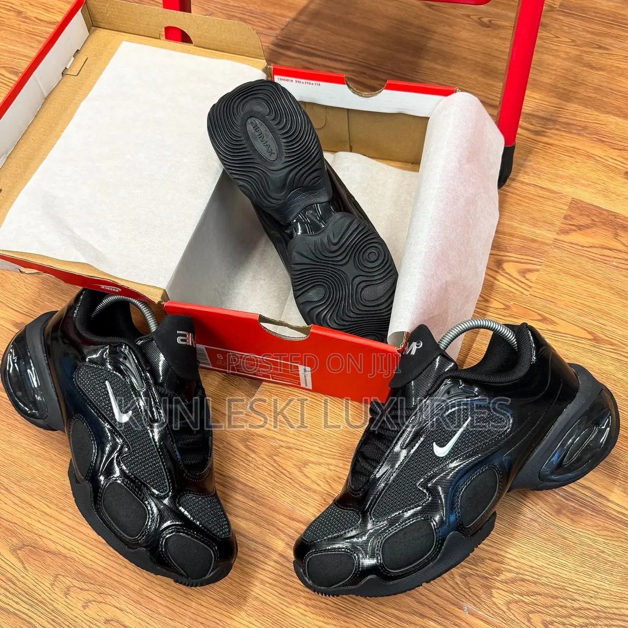 Original Nike Air Max Muse Sneakers