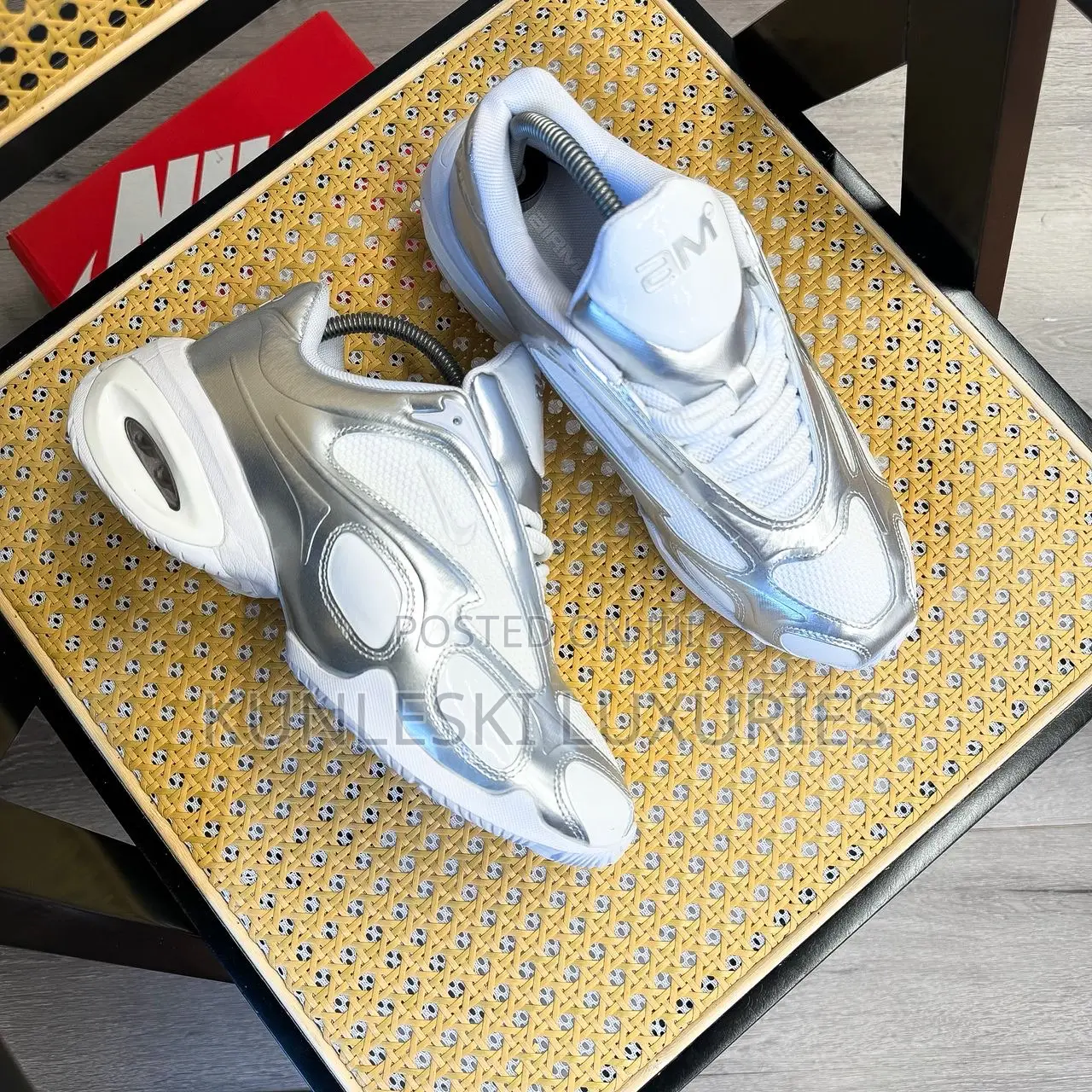 Original Nike Air Max Muse Sneakers