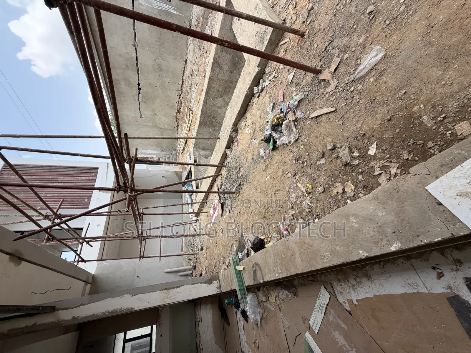 6bdrm Duplex in Guzape for sale