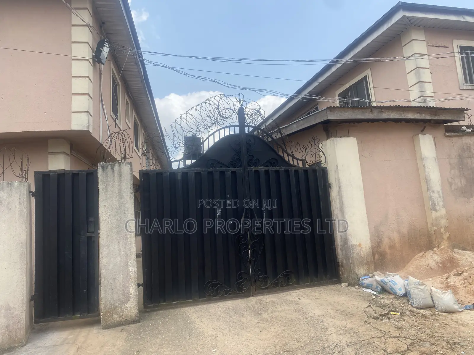 Furnished 12bdrm Block of Flats in Benin City for sale