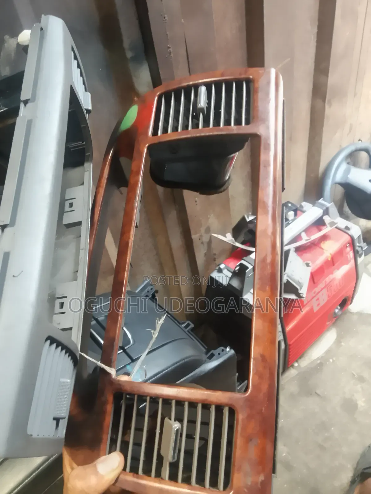 Center Vent for Toyota Camry 2006