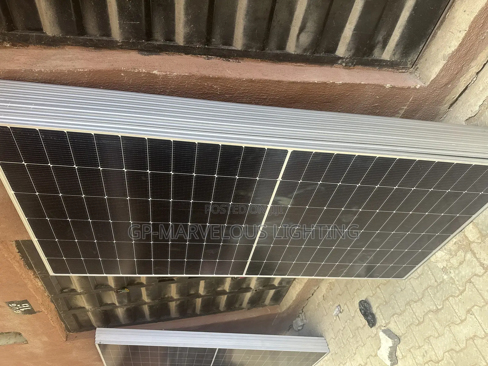 550w Felicity Panel
