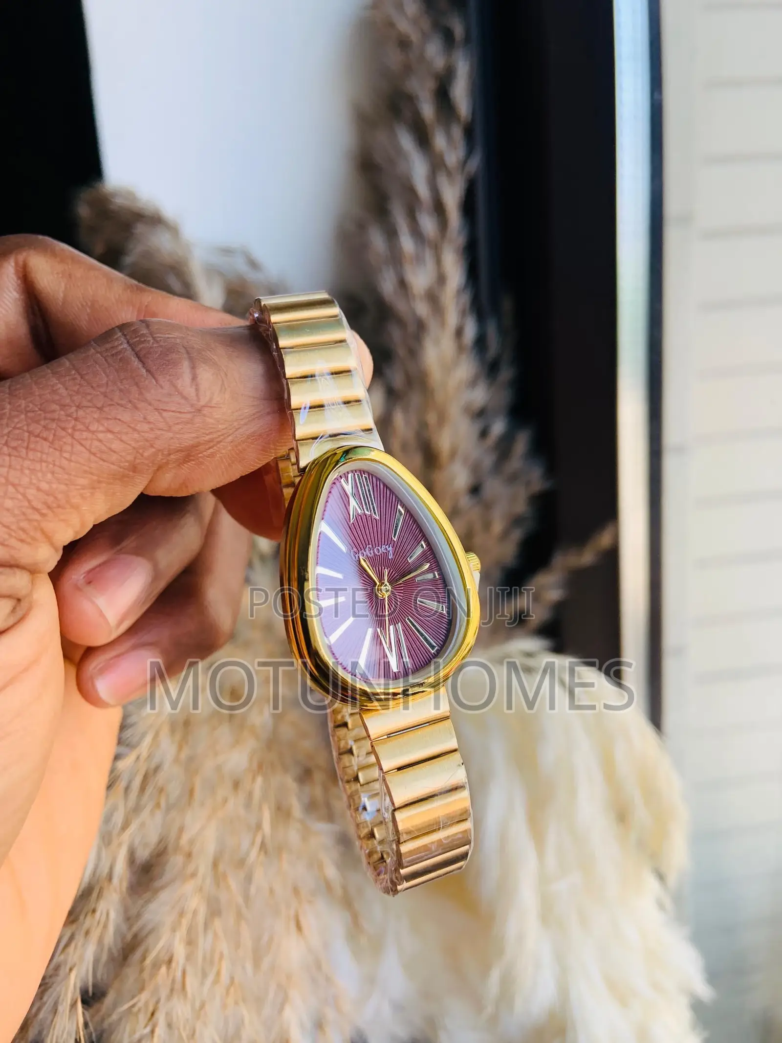 Gogory Female Quality Chain Wristwatch