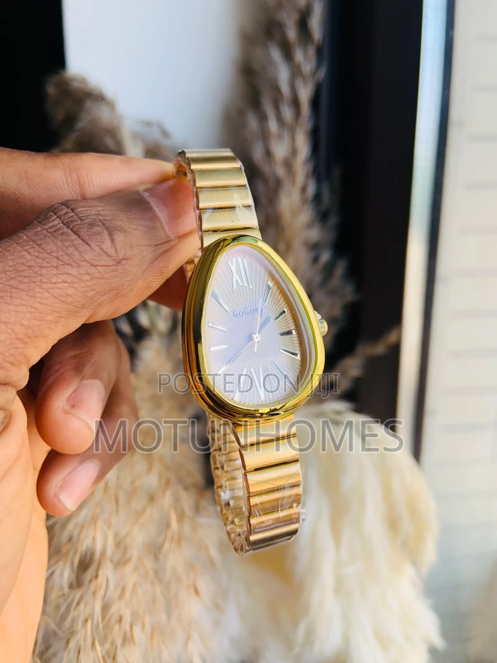 Gogory Female Quality Chain Wristwatch