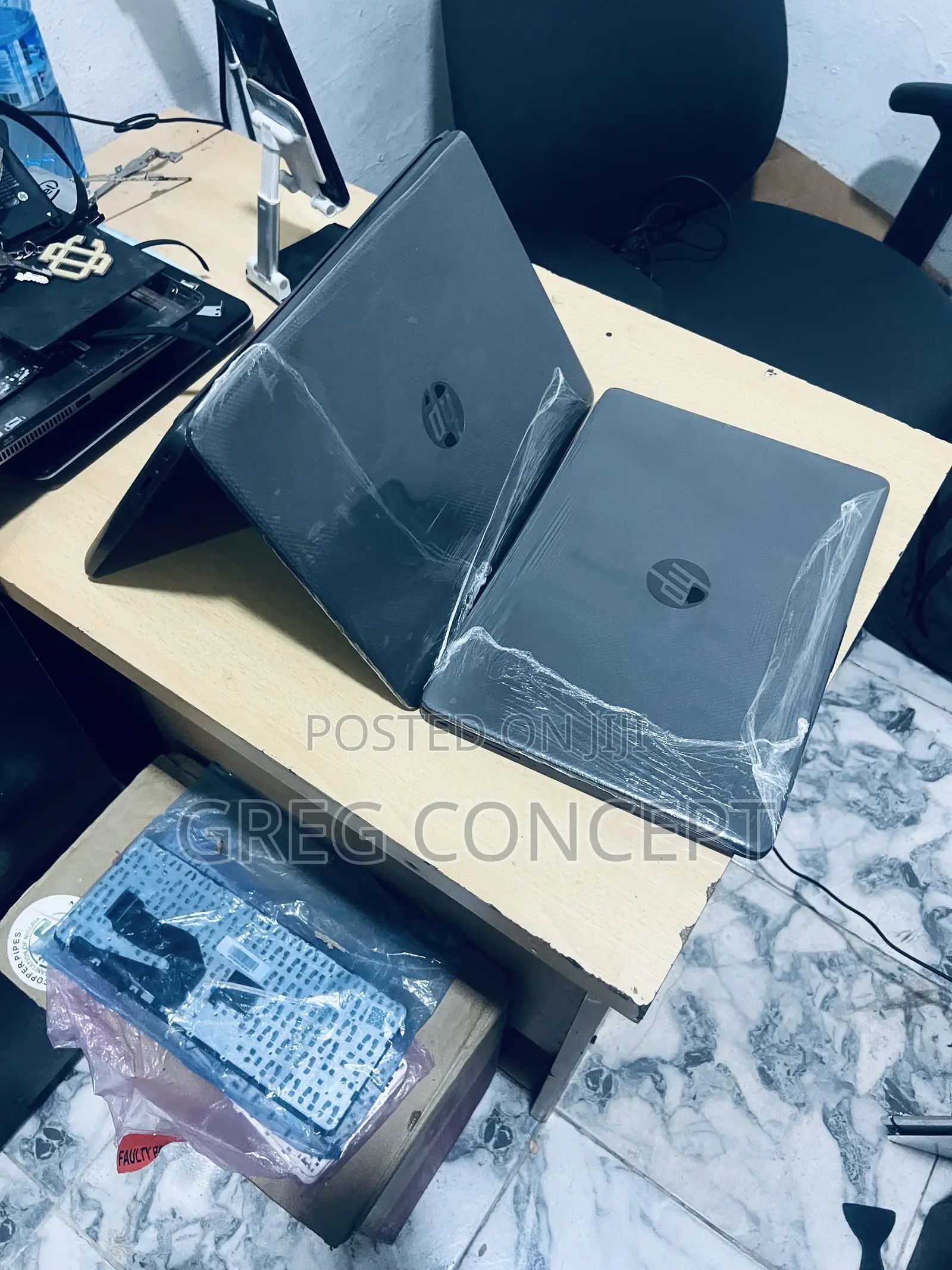 Laptop HP 240 G8 8GB AMD Ryzen SSD 256GB