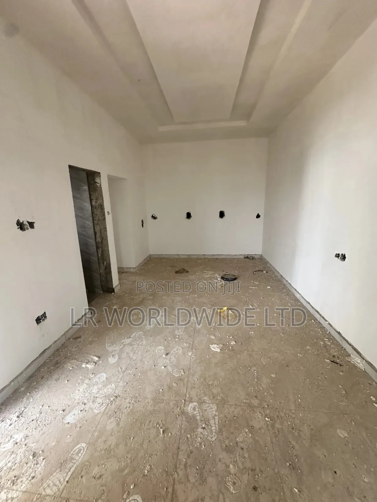 5bdrm Duplex in Lugbe District for sale