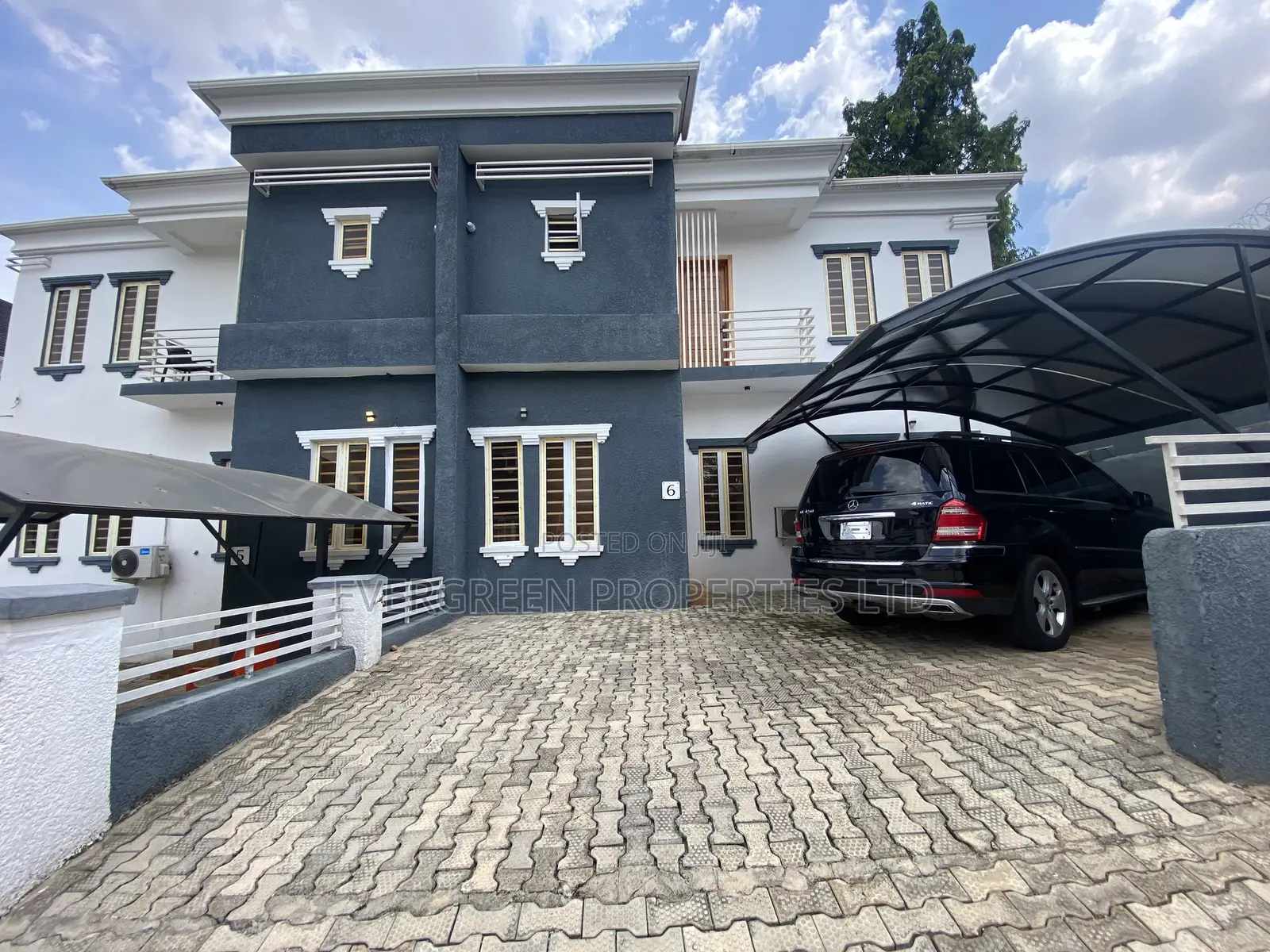 Furnished 4bdrm Duplex in Jericho for rent