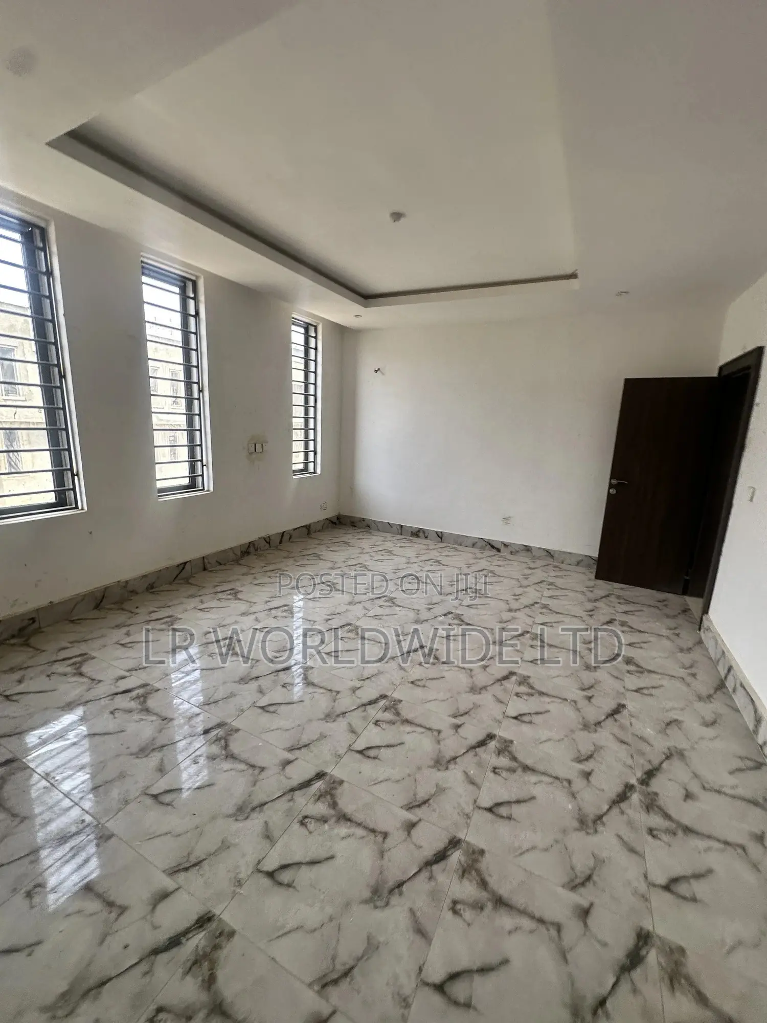 4bdrm Duplex in Apo District for sale