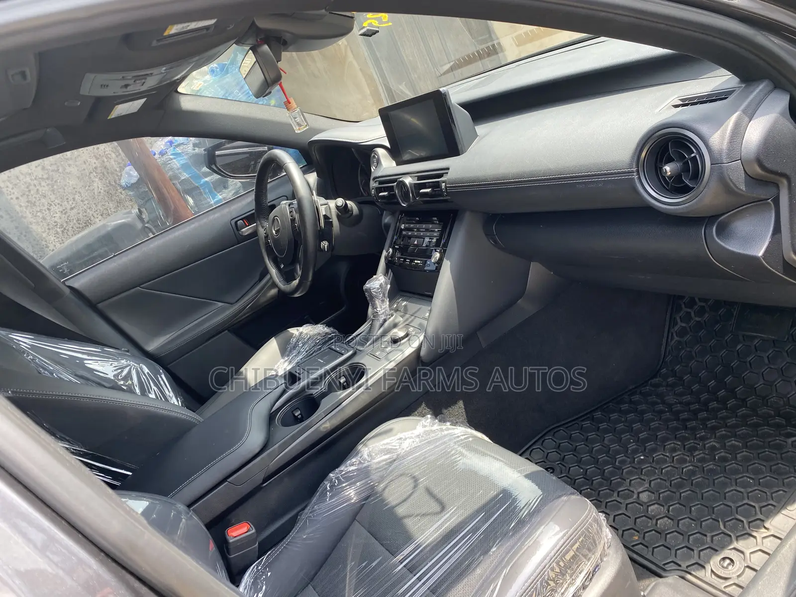 Lexus IS 300 AWD 2024 Gray
