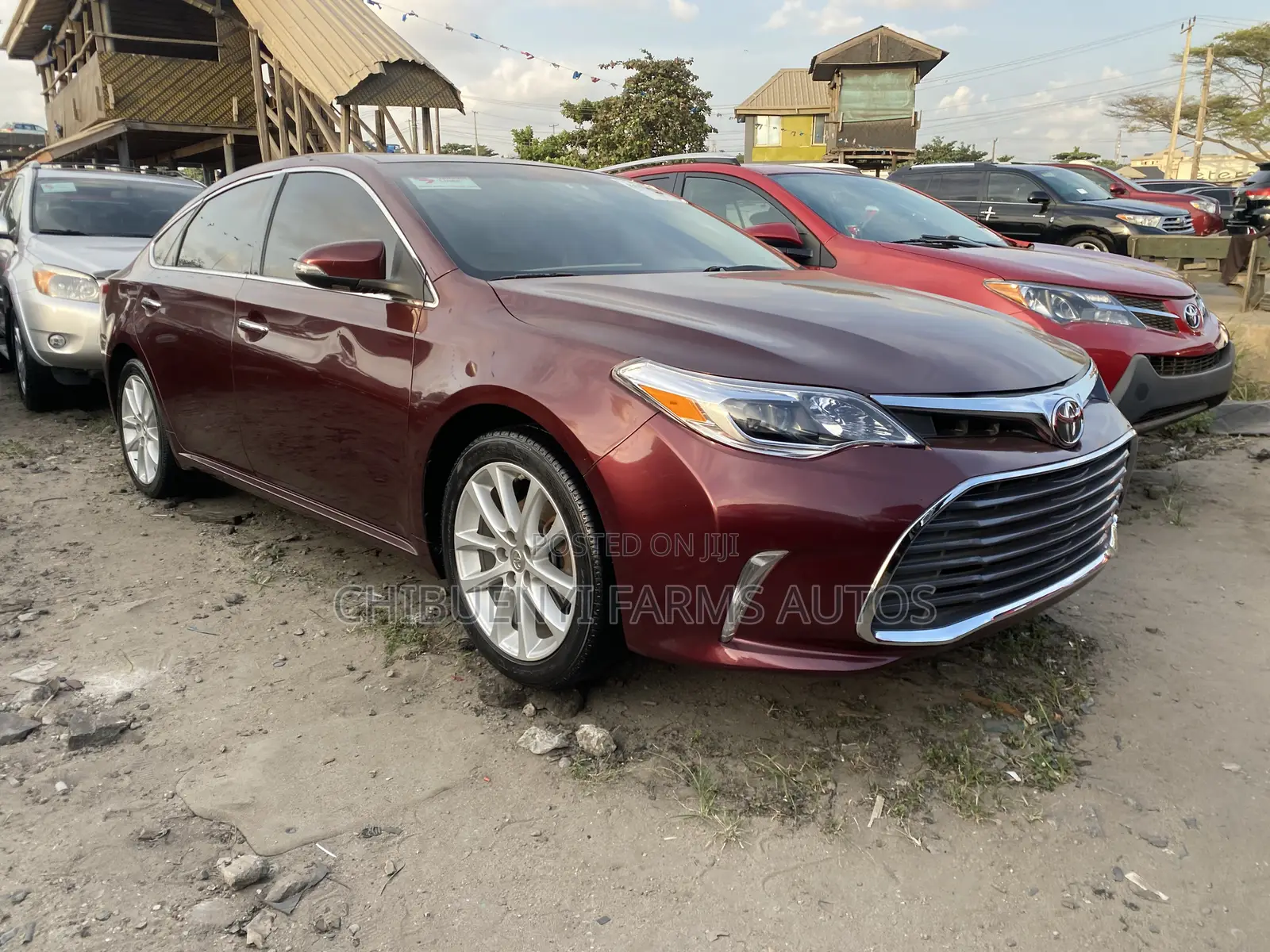 Toyota Avalon Limited FWD Sedan (3.6L 6cyl 6A) 2016 Red