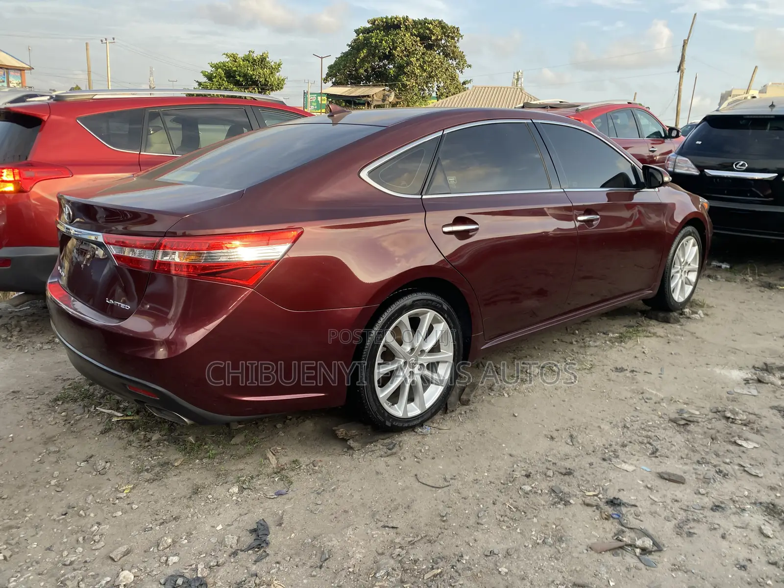 Toyota Avalon Limited FWD Sedan (3.6L 6cyl 6A) 2016 Red