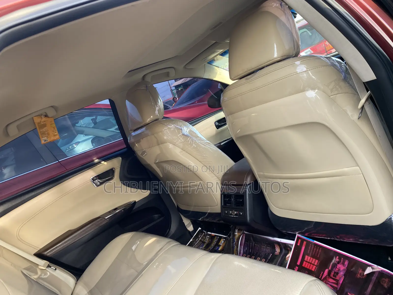 Toyota Avalon Limited FWD Sedan (3.6L 6cyl 6A) 2016 Red