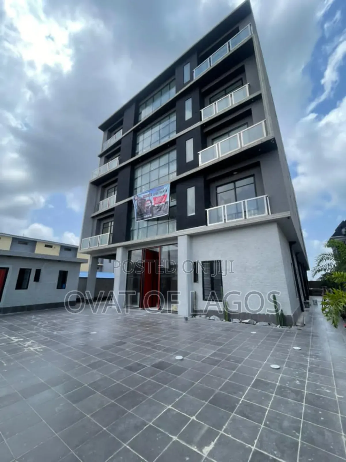 2bdrm Apartment in Orchid Lekki for sale