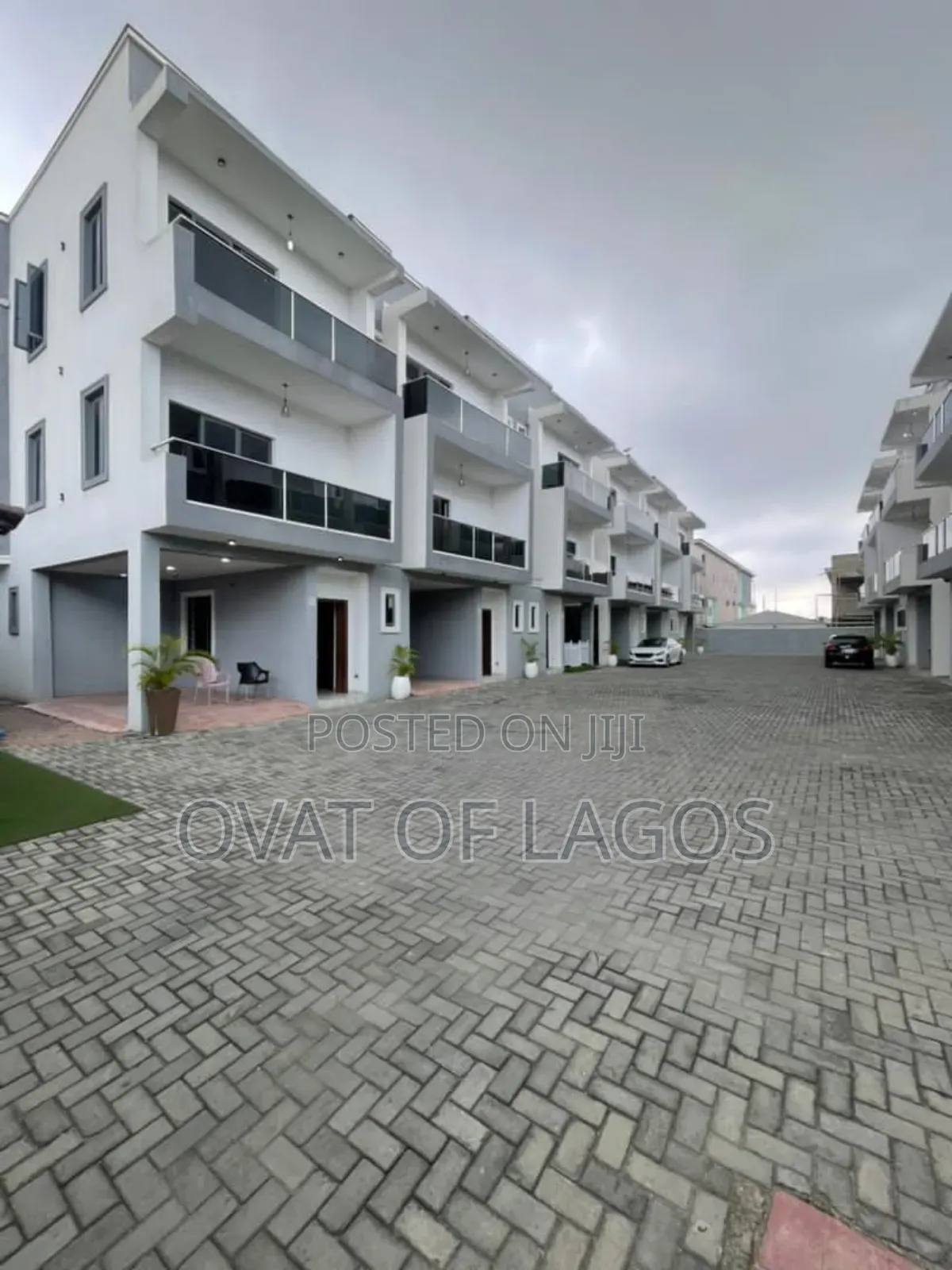 4bdrm Duplex in Ikate for sale