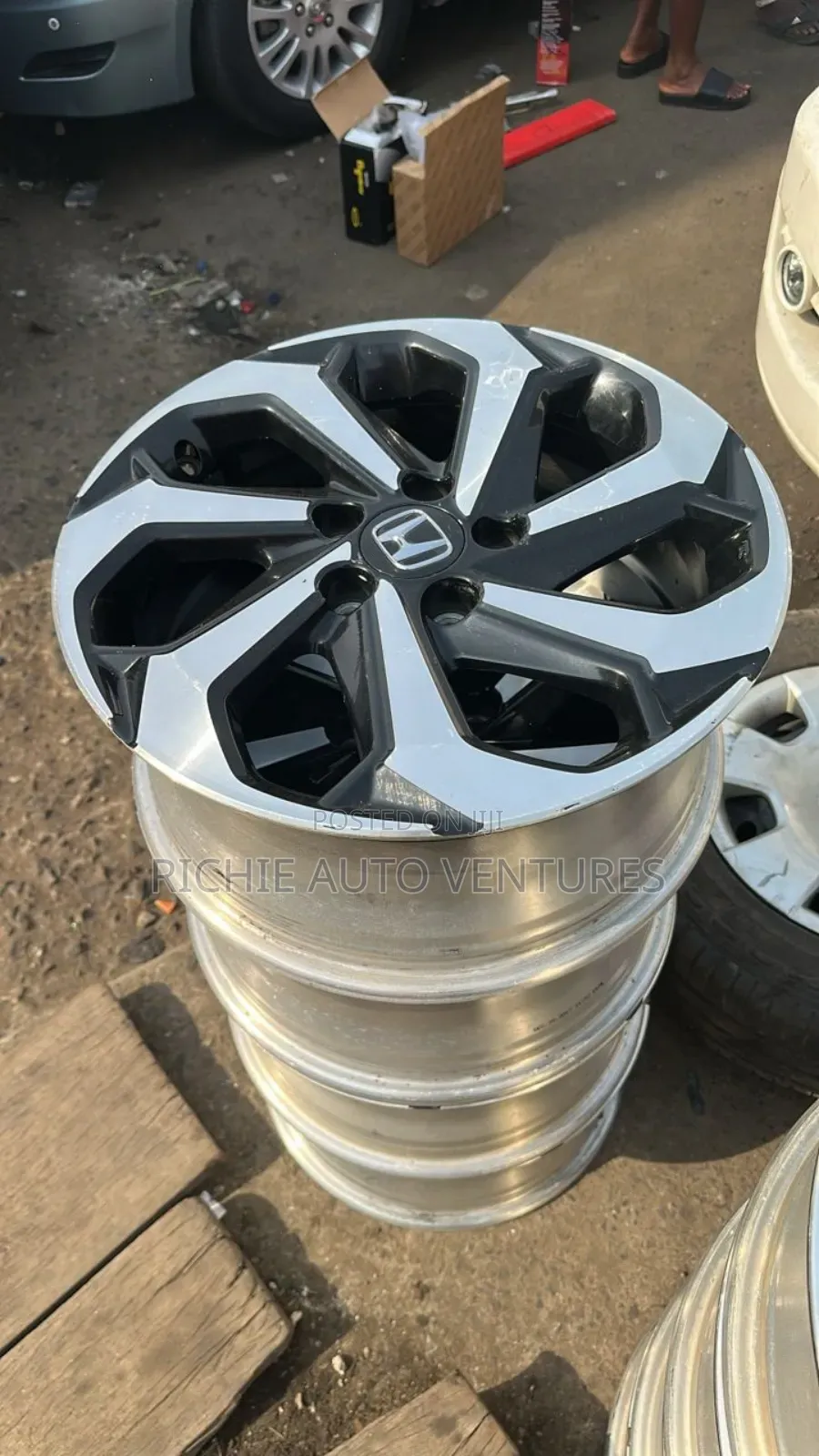 Honda Accord 2016 Model Rim.