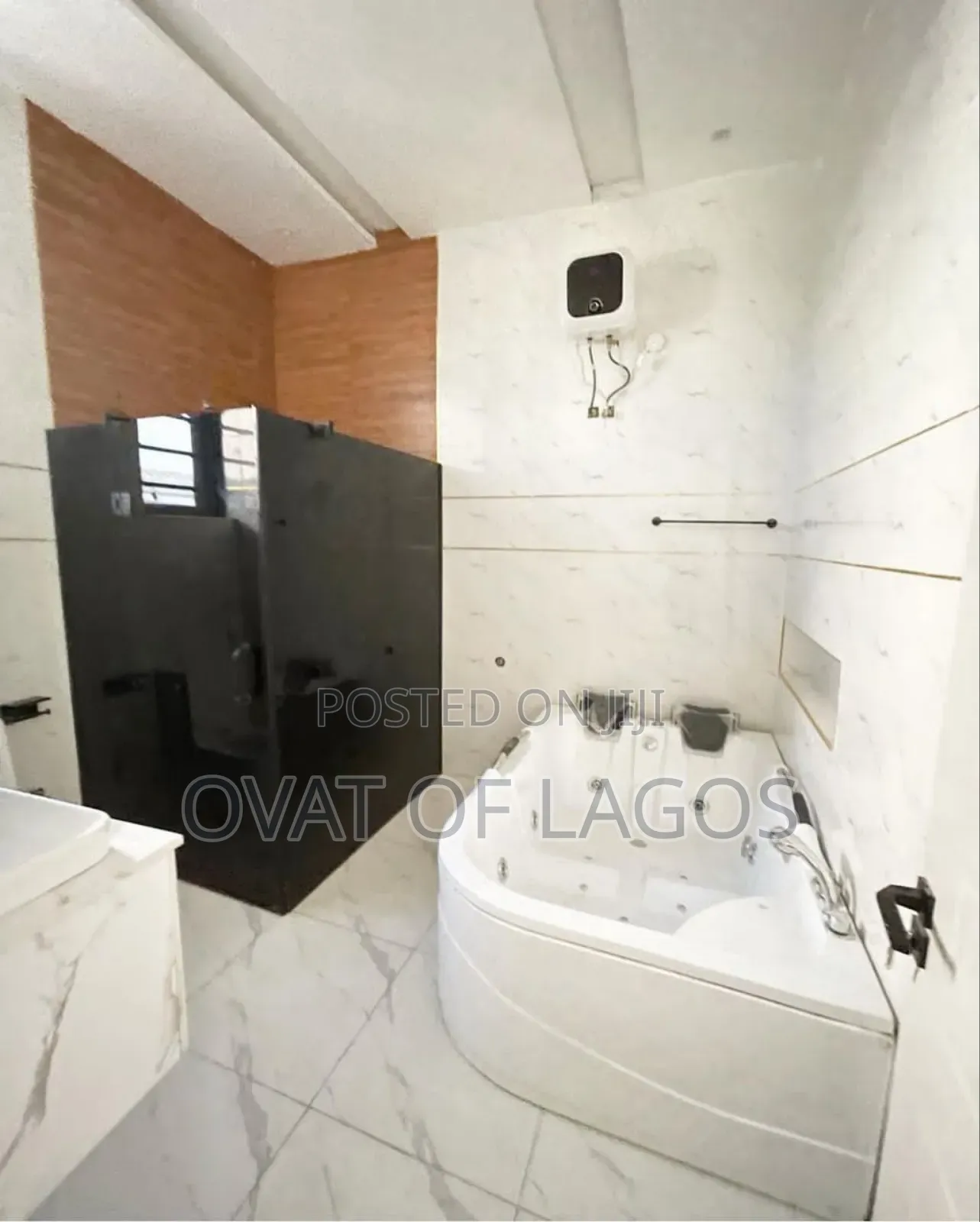 5bdrm Duplex in Osapa London for sale